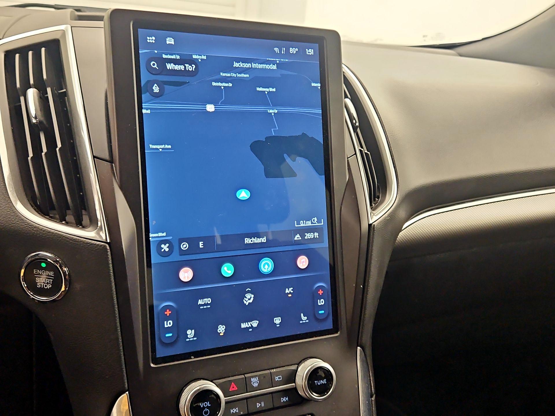Thumbnail: 2021 Ford Edge - 14