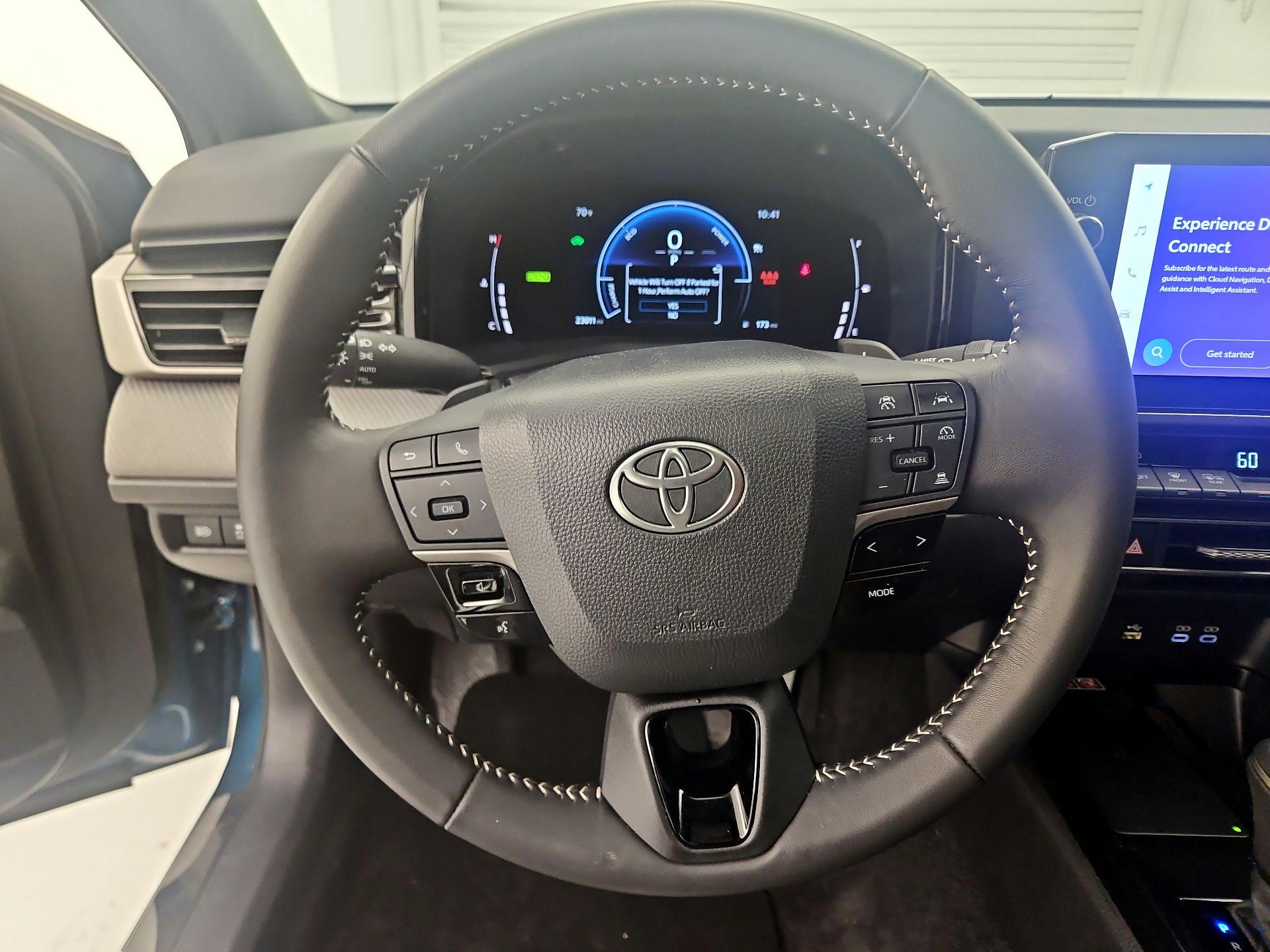 Thumbnail: 2025 Toyota Camry - 10