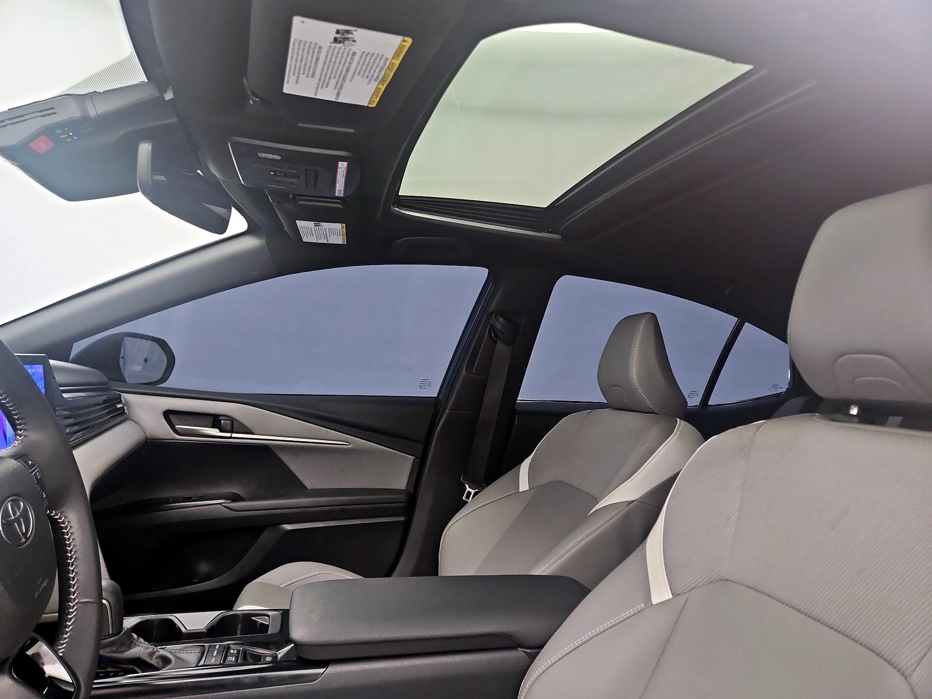 Thumbnail: 2025 Toyota Camry - 19