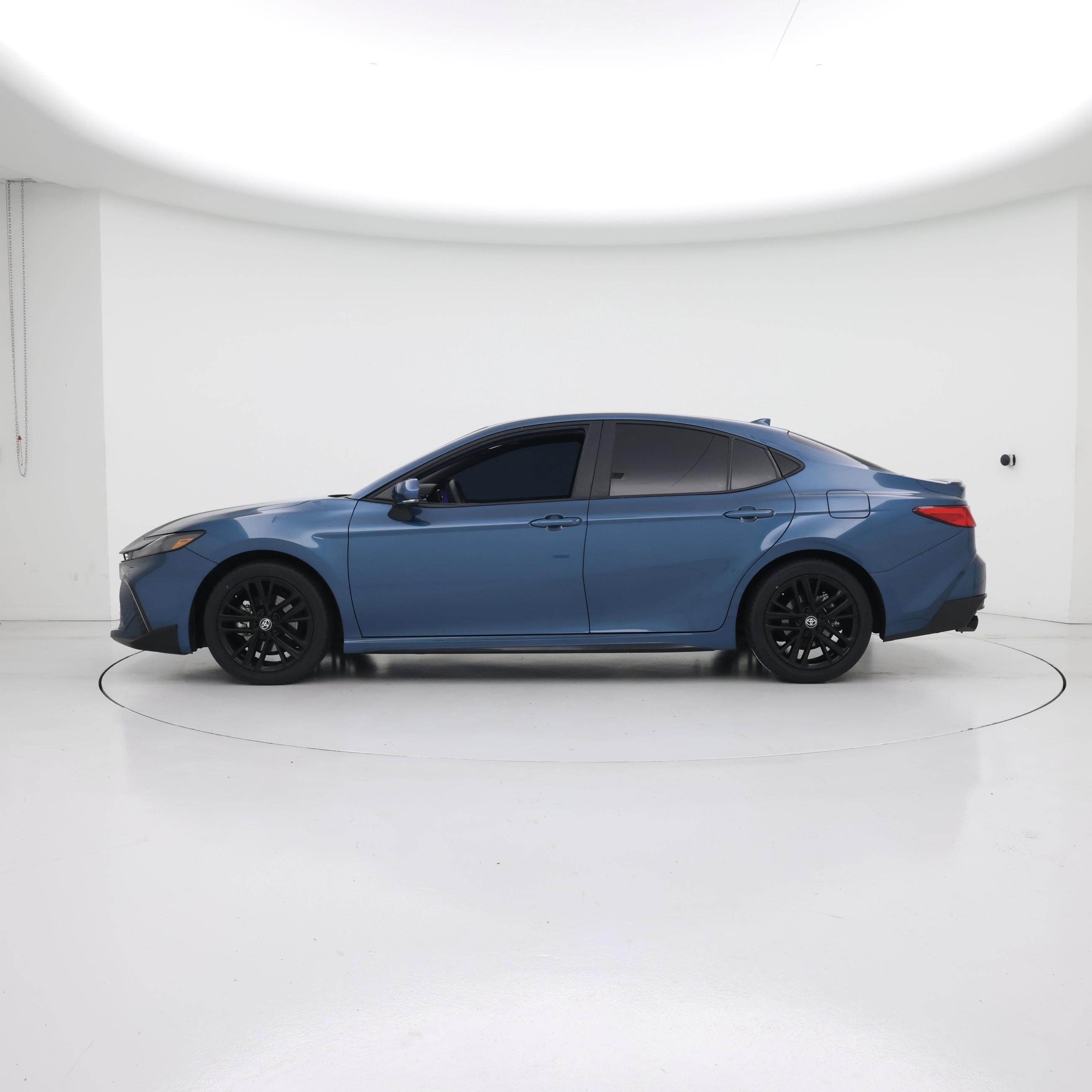 Thumbnail: 2025 Toyota Camry - 3