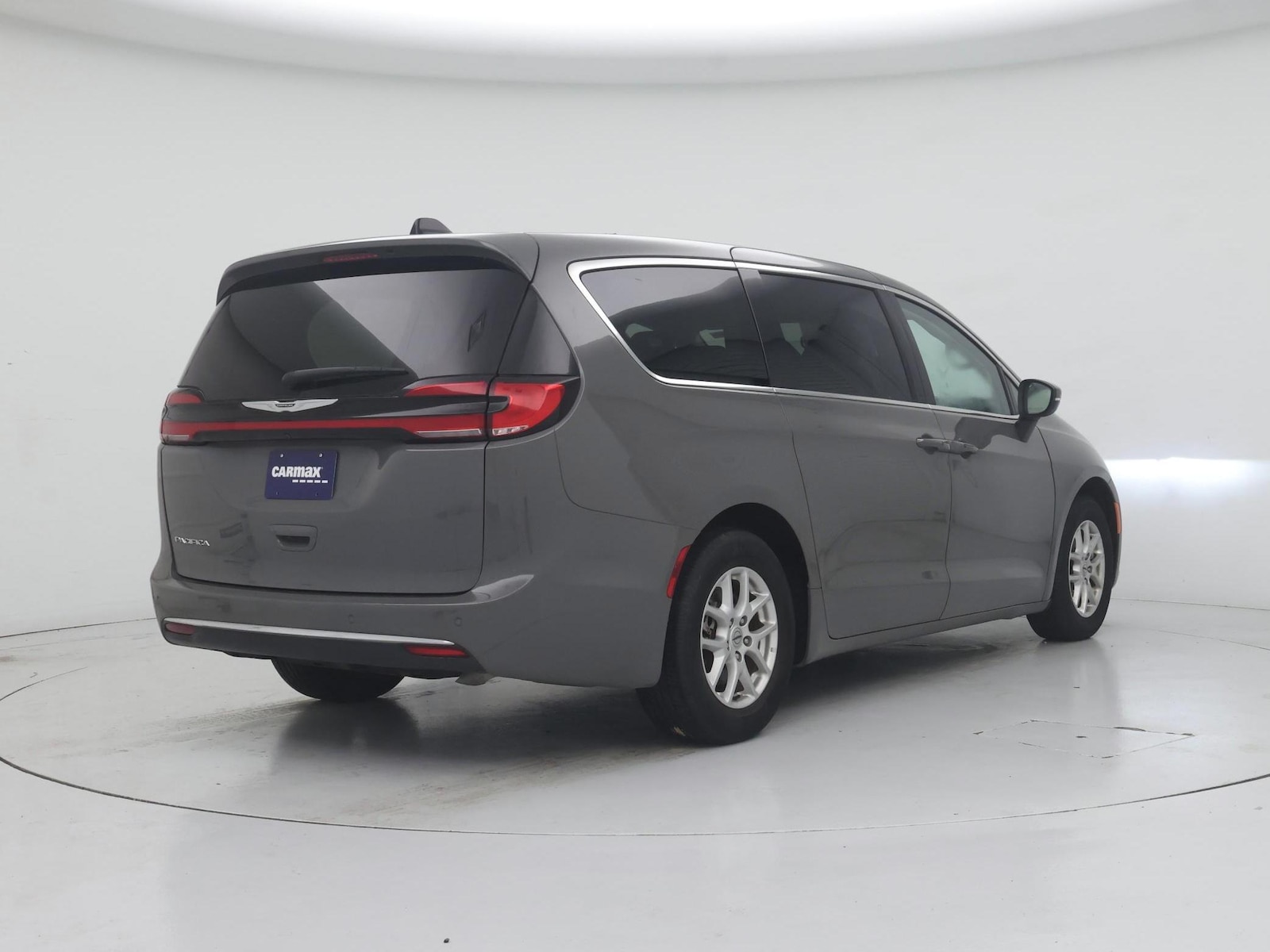 2023 Chrysler Pacifica Touring L - Photo 9