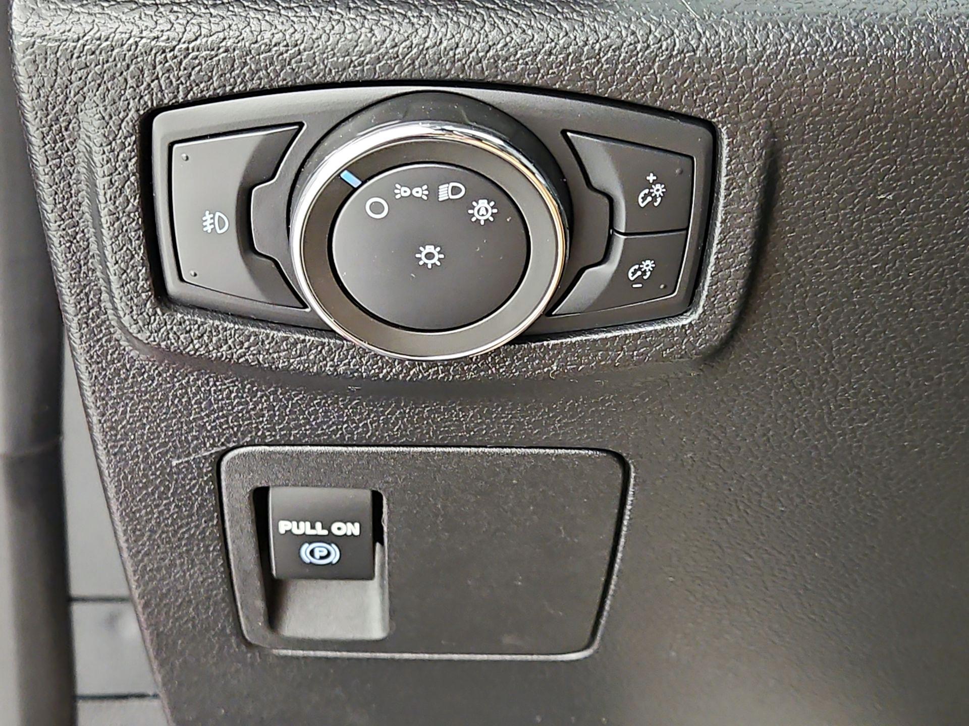 Thumbnail: 2021 Ford Expedition - 13