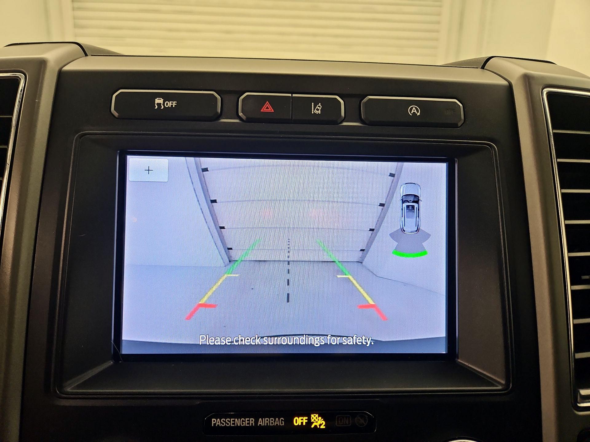 Thumbnail: 2021 Ford Expedition - 15