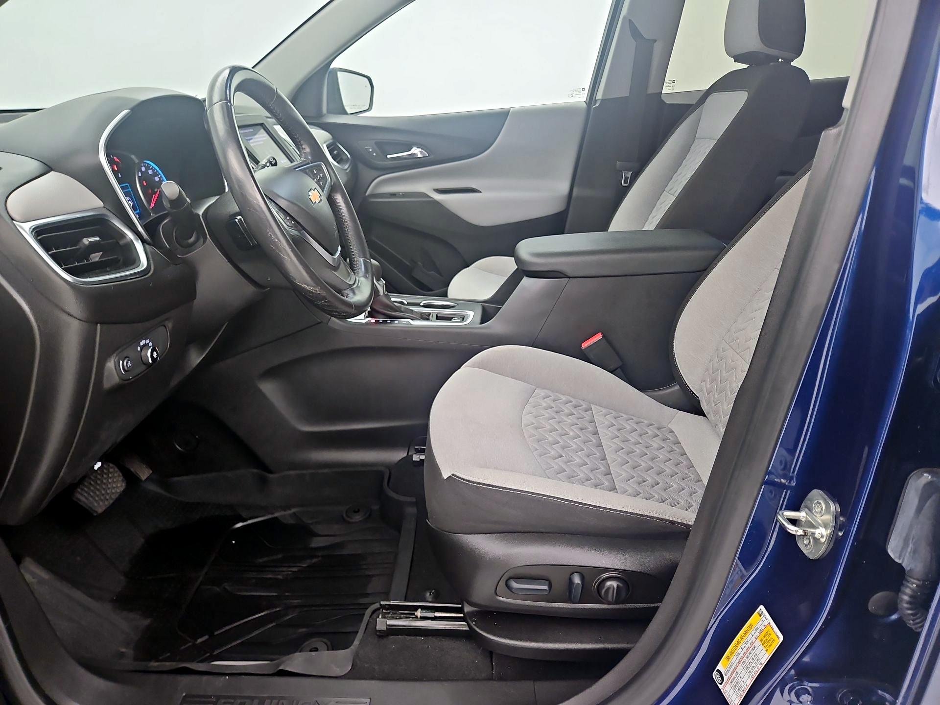 Thumbnail: 2022 Chevrolet Equinox - 11