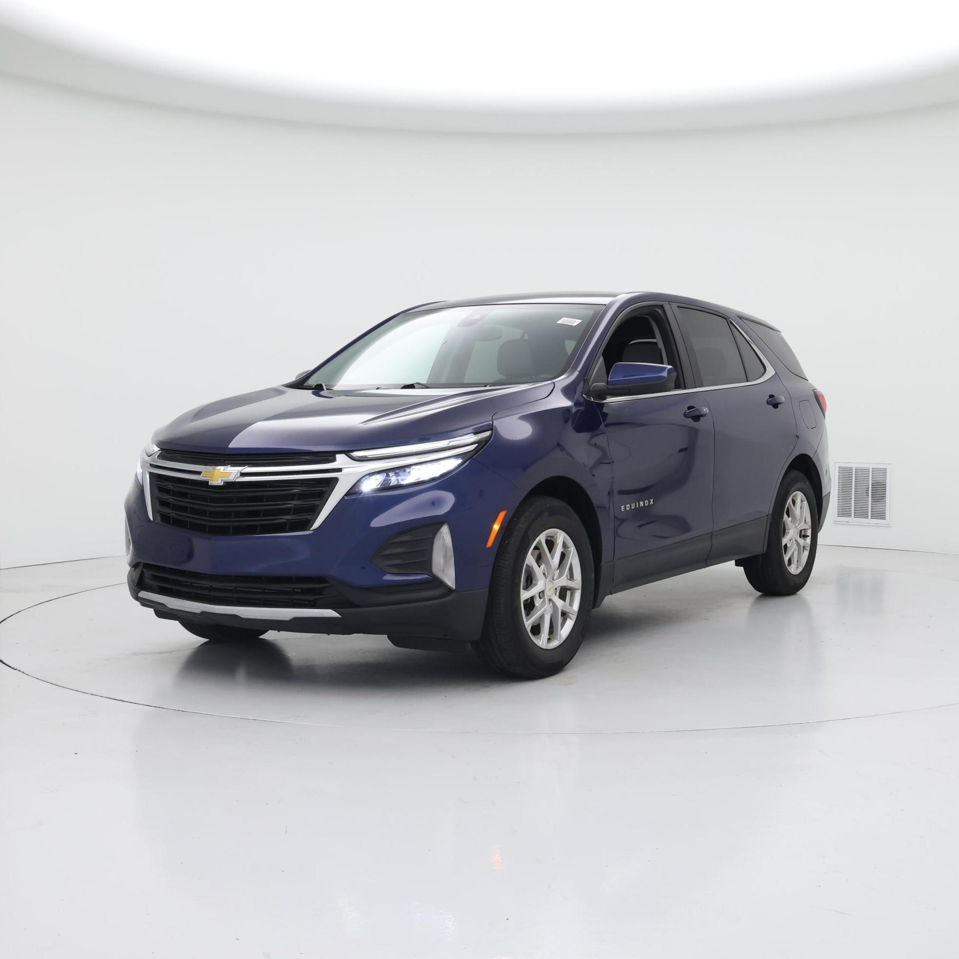 Thumbnail: 2022 Chevrolet Equinox - 4