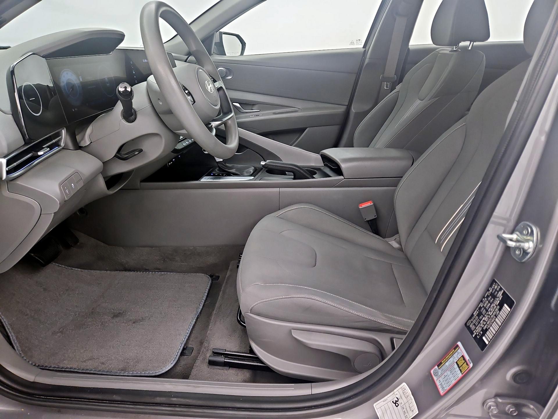 Thumbnail: 2024 Hyundai Elantra - 11