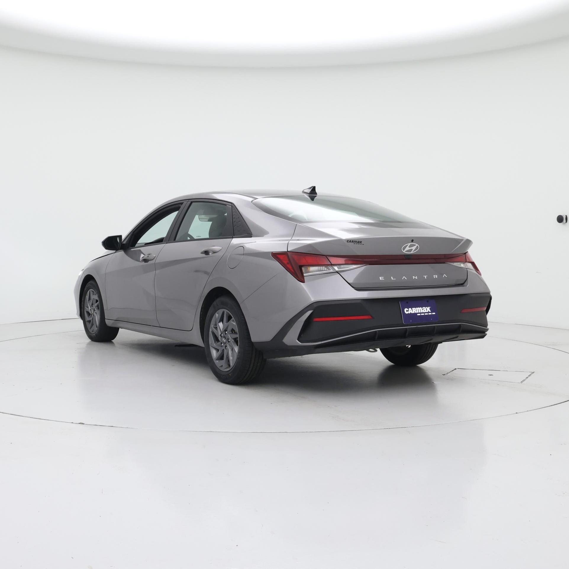 Thumbnail: 2024 Hyundai Elantra - 2