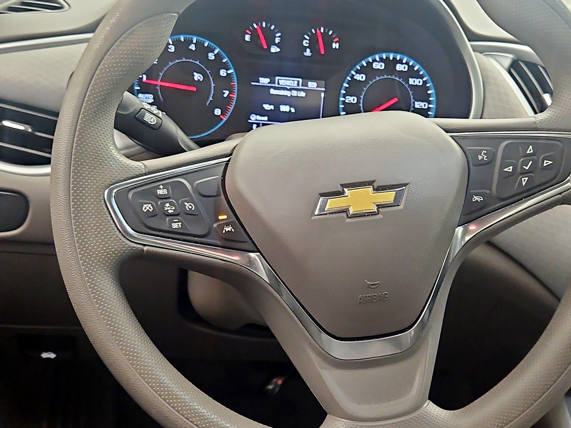 Thumbnail: 2024 Chevrolet Malibu - 10