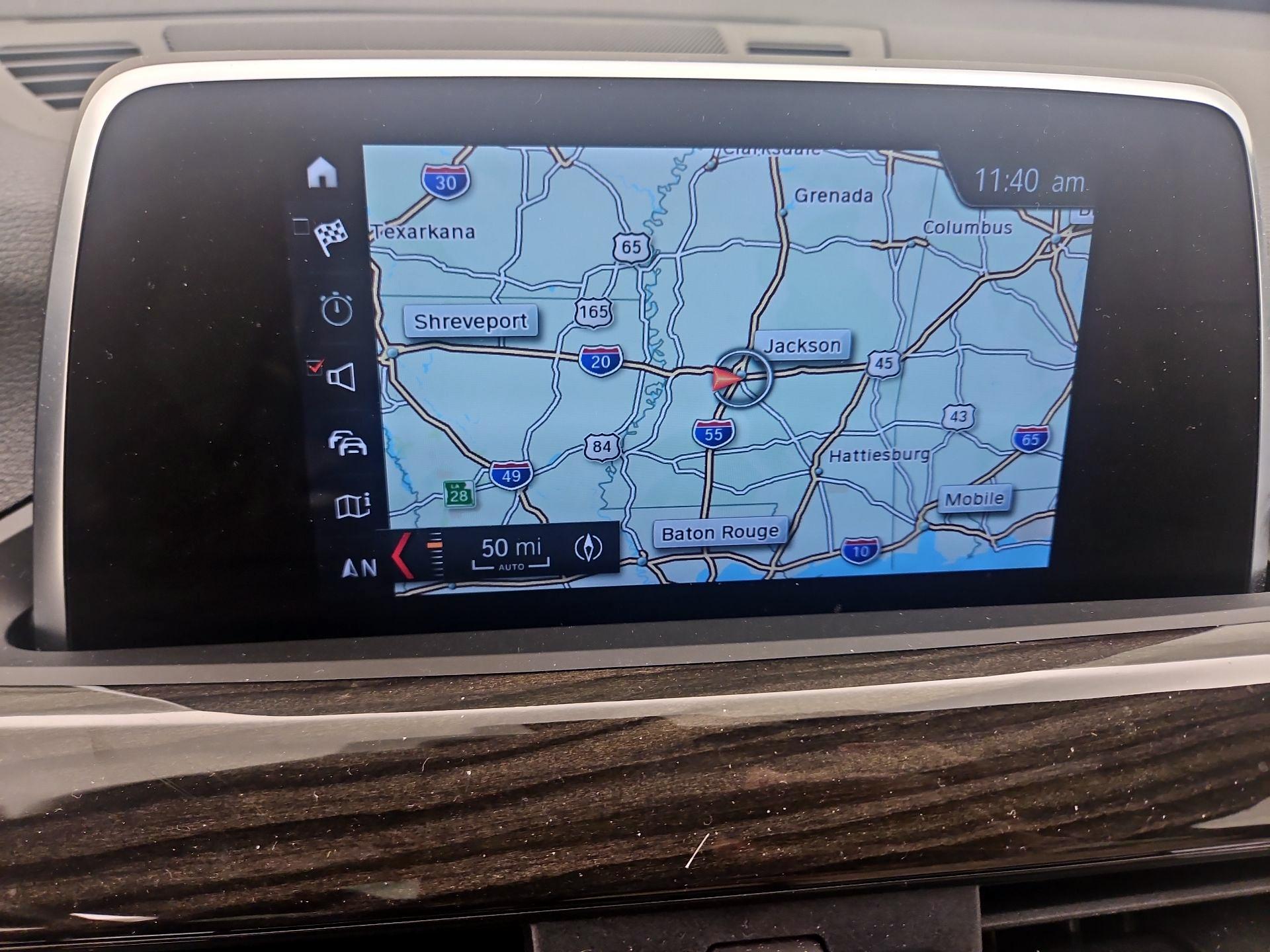 Thumbnail: 2018 BMW X1 - 14