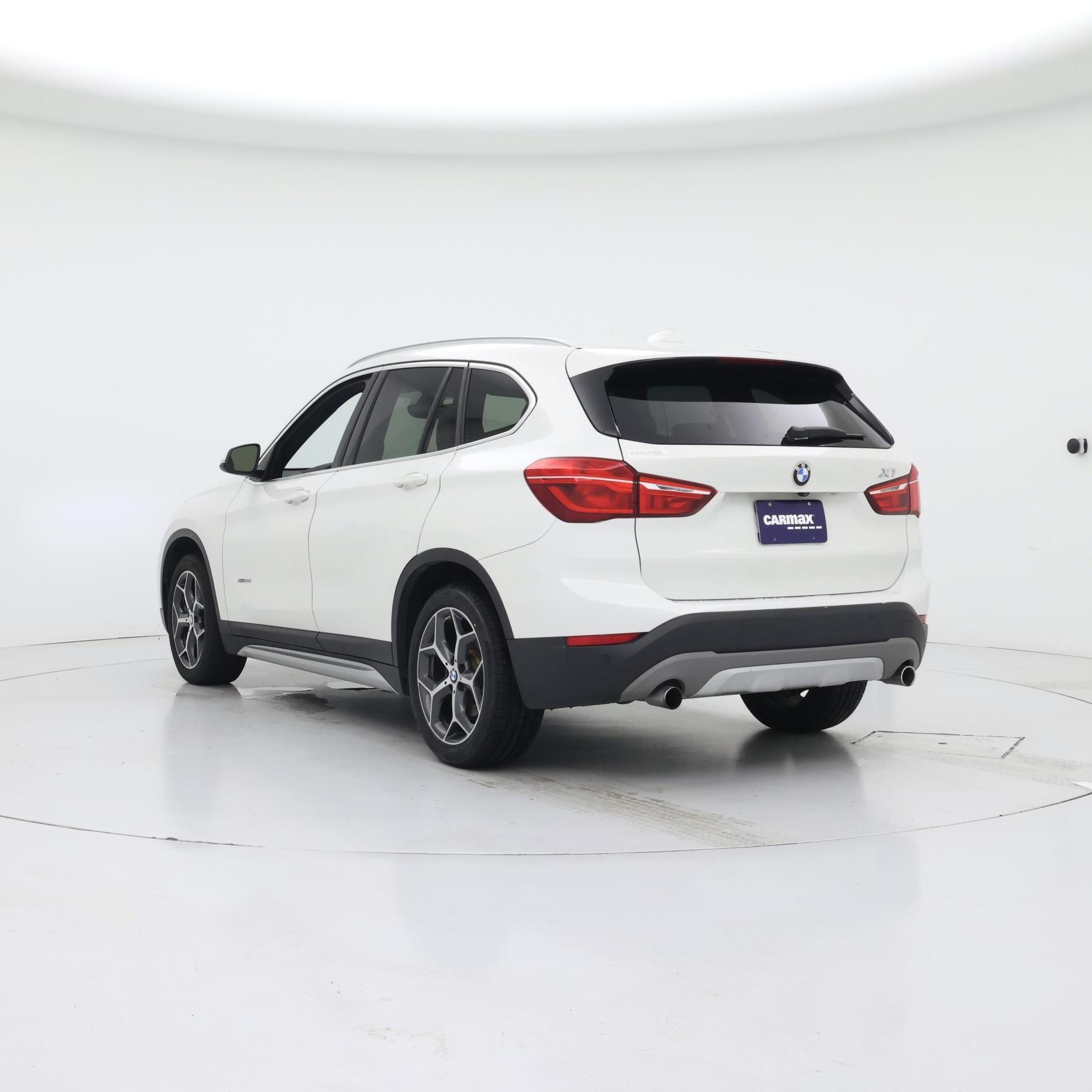 Thumbnail: 2018 BMW X1 - 2