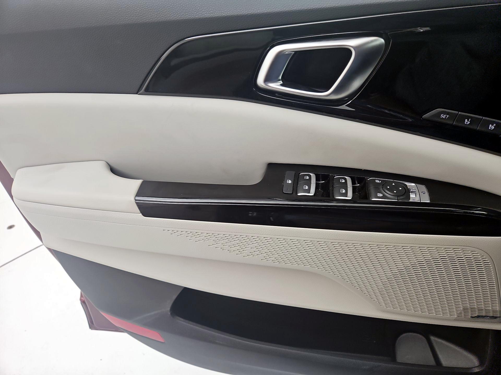 Thumbnail: 2024 Kia Carnival - 12