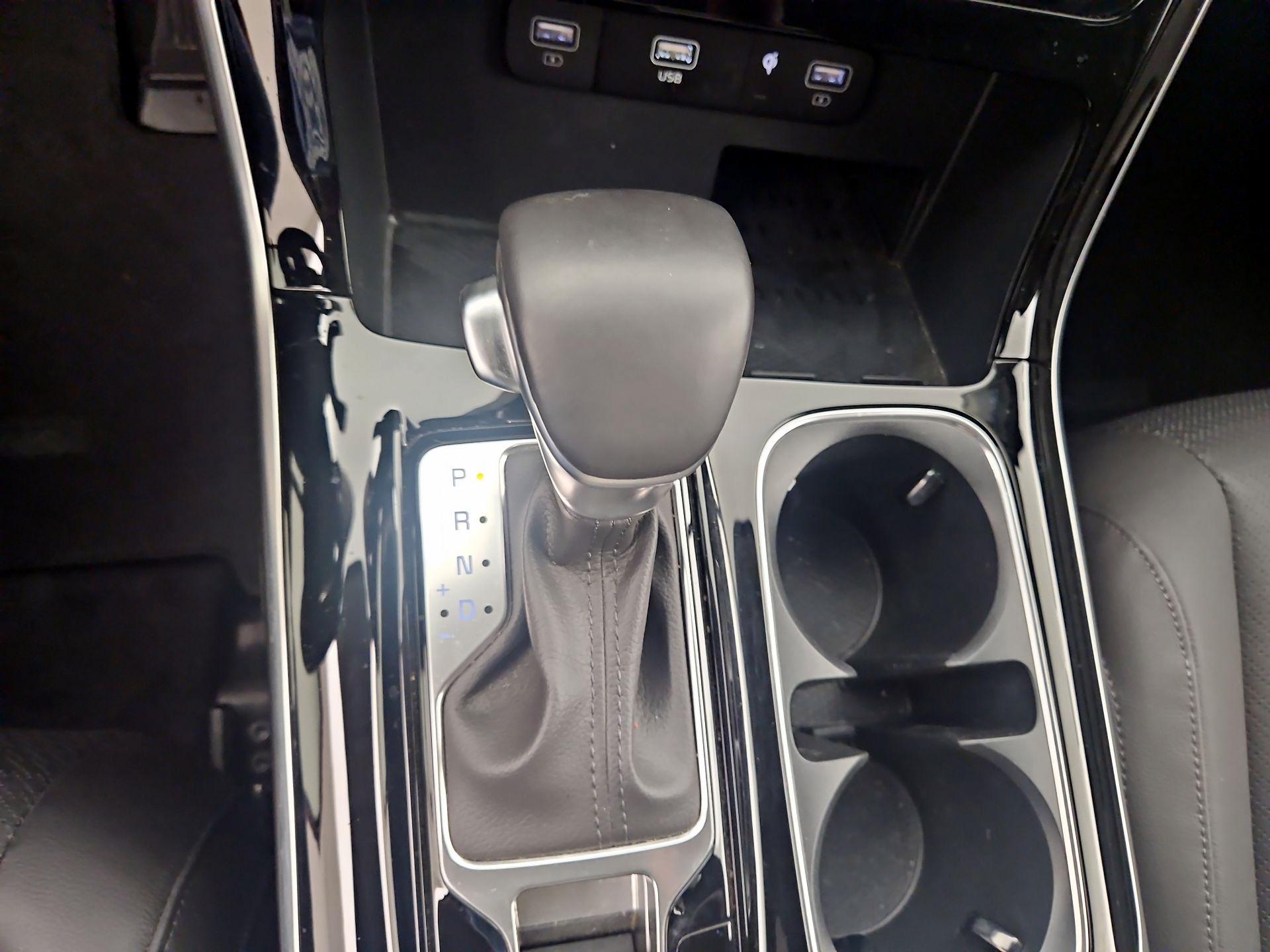 Thumbnail: 2024 Kia Carnival - 18
