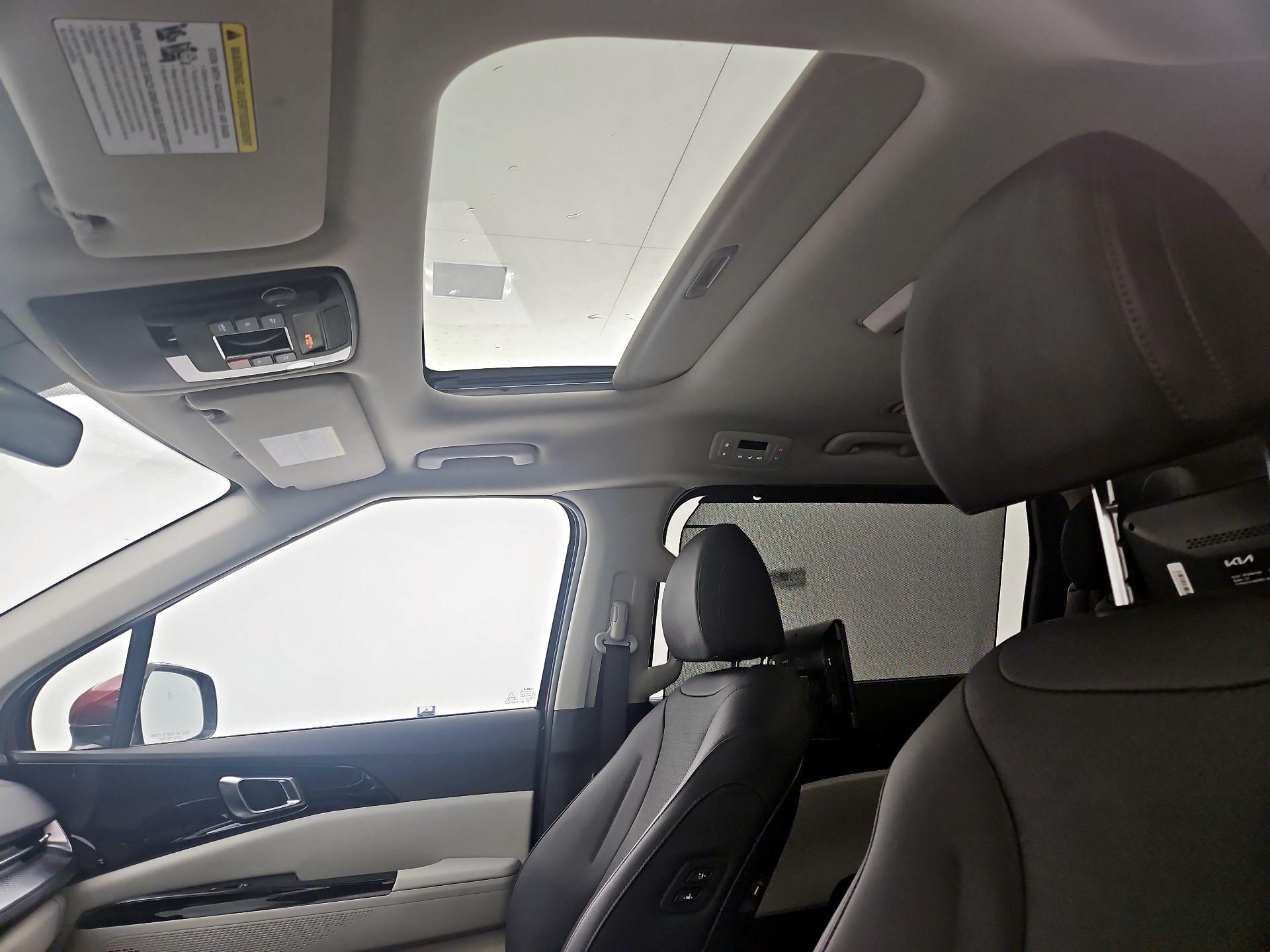 Thumbnail: 2024 Kia Carnival - 20