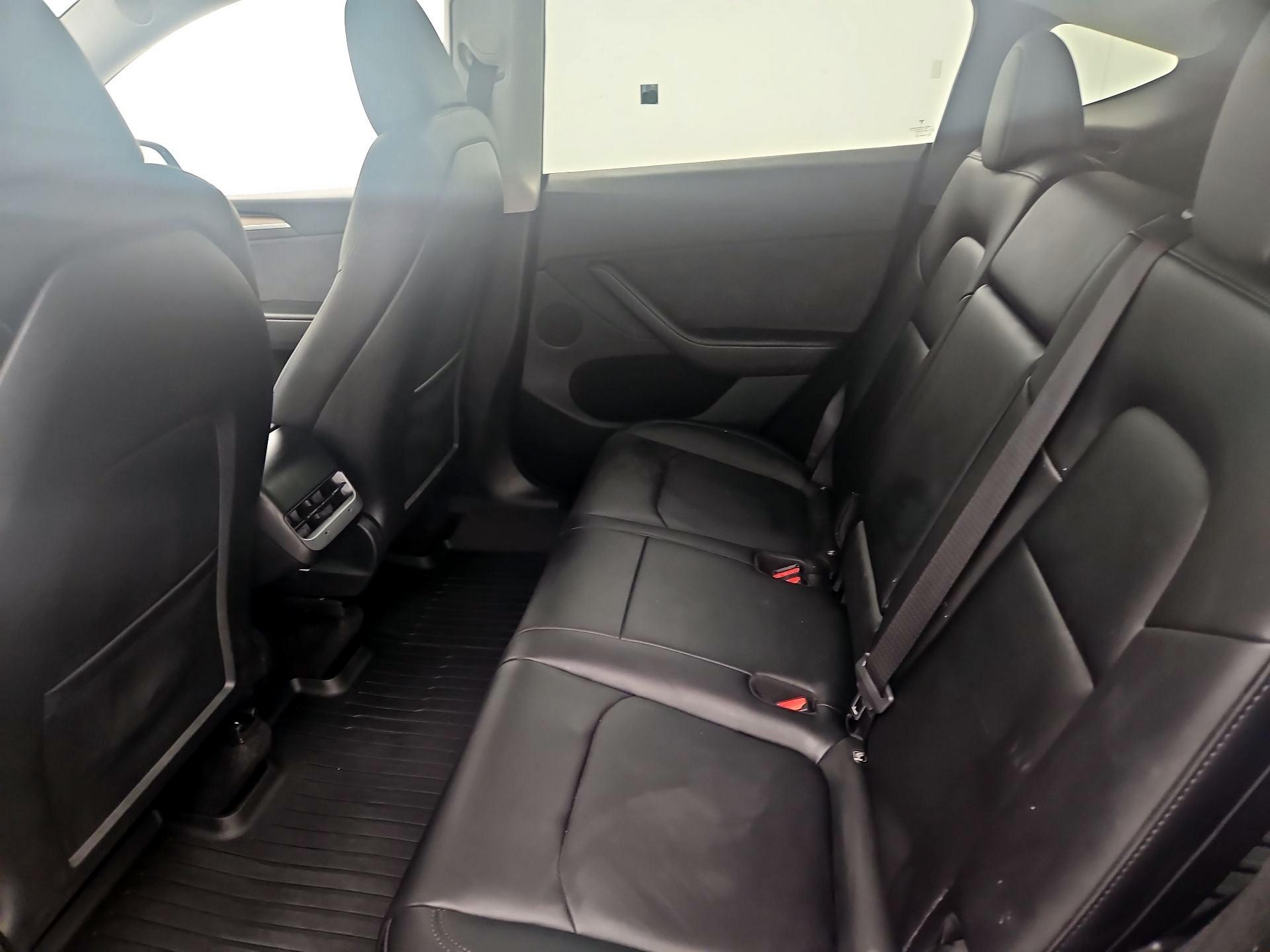 Thumbnail: 2023 Tesla Model Y - 18