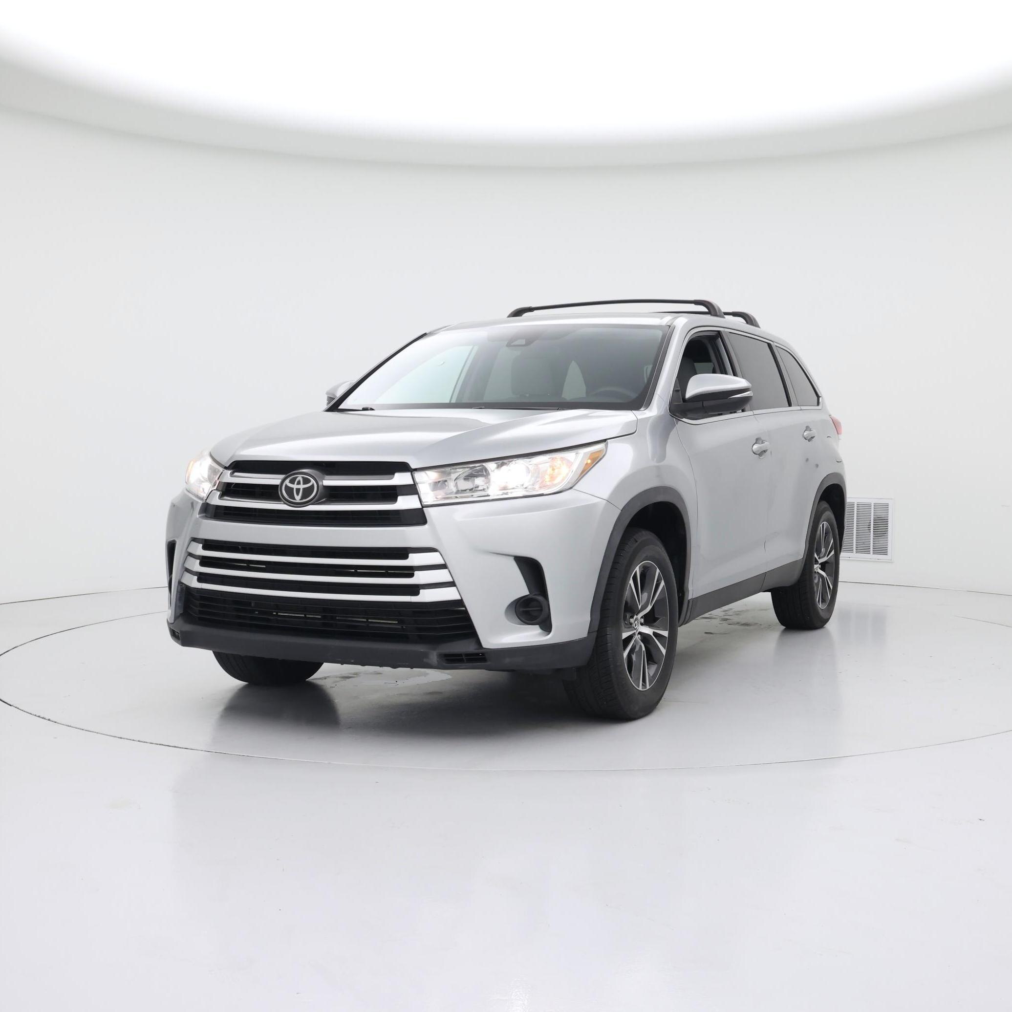 Thumbnail: 2019 Toyota Highlander - 4
