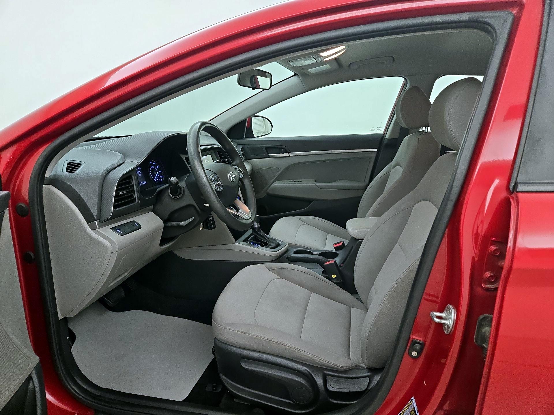 Thumbnail: 2019 Hyundai Elantra - 11