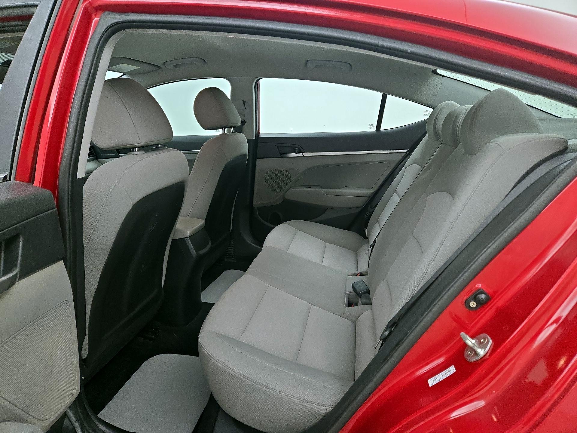 Thumbnail: 2019 Hyundai Elantra - 19