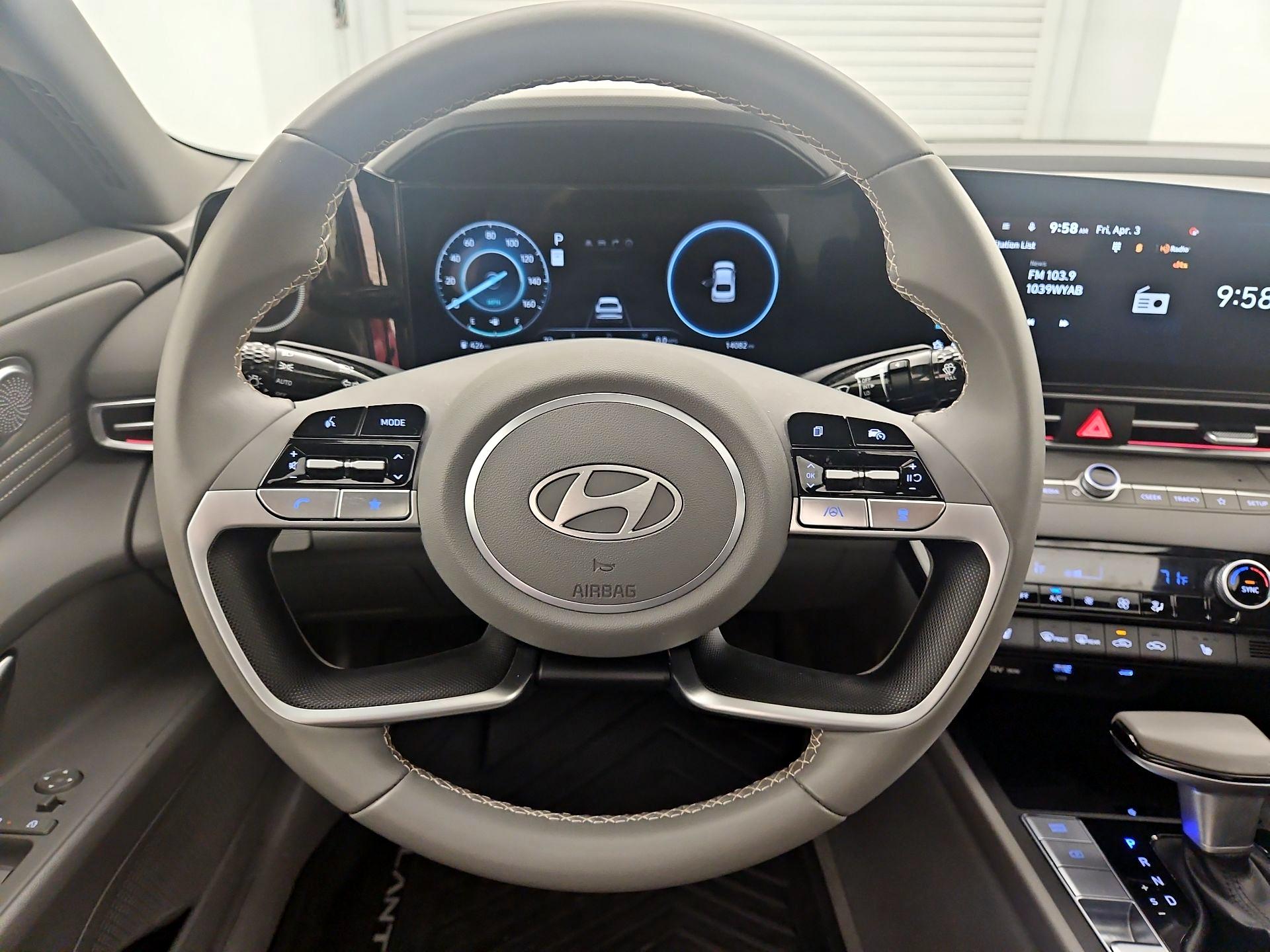 Thumbnail: 2024 Hyundai Elantra - 10