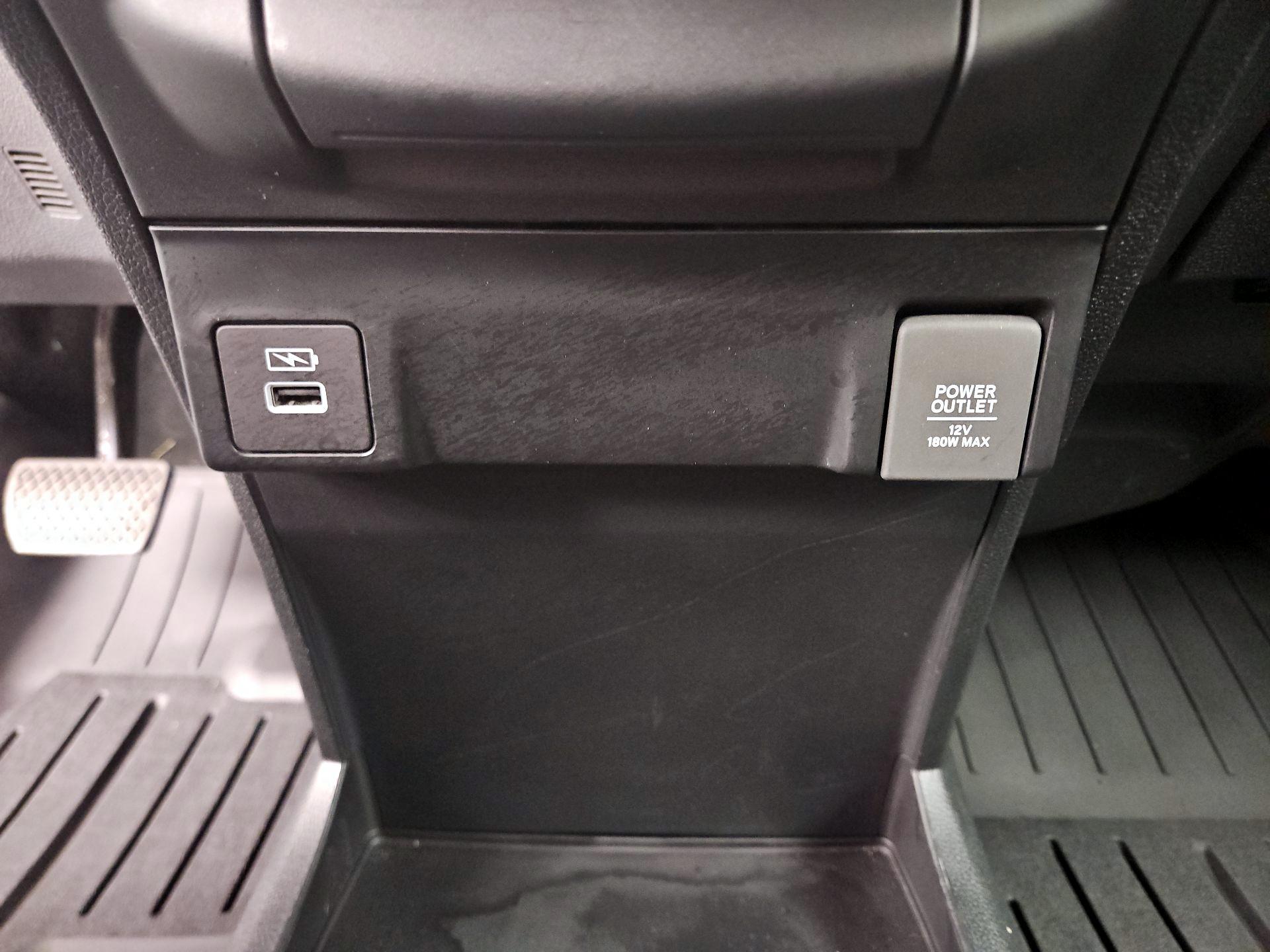 Thumbnail: 2023 Honda Odyssey - 18