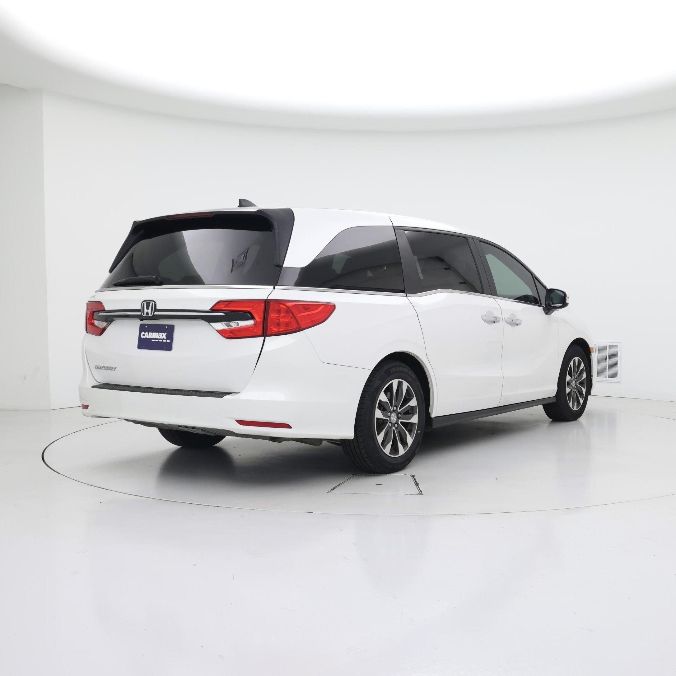 Thumbnail: 2023 Honda Odyssey - 8
