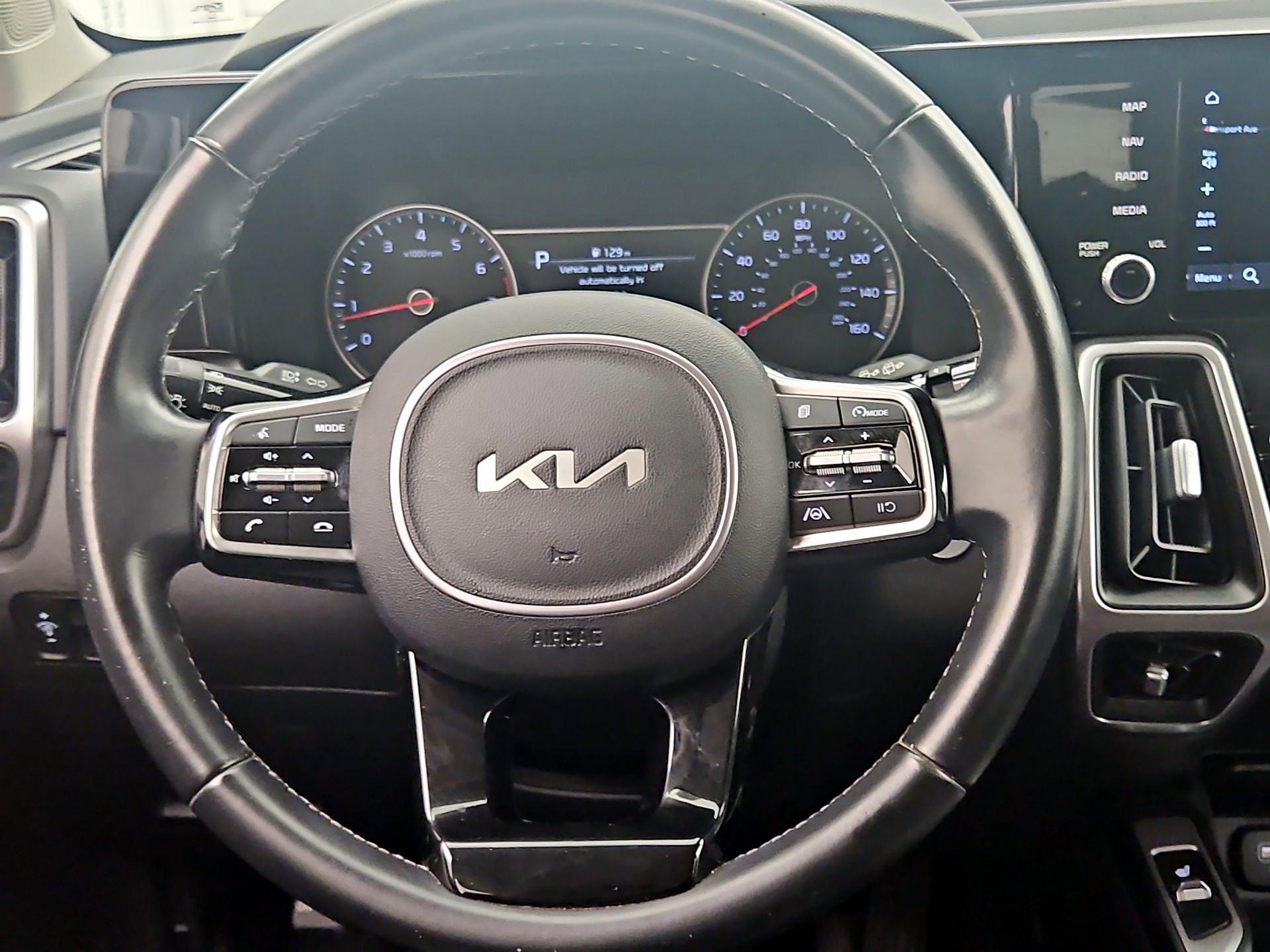 Thumbnail: 2022 Kia Sorento - 10