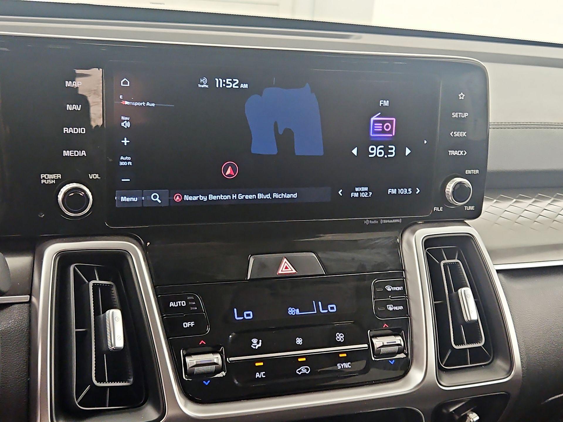 Thumbnail: 2022 Kia Sorento - 14