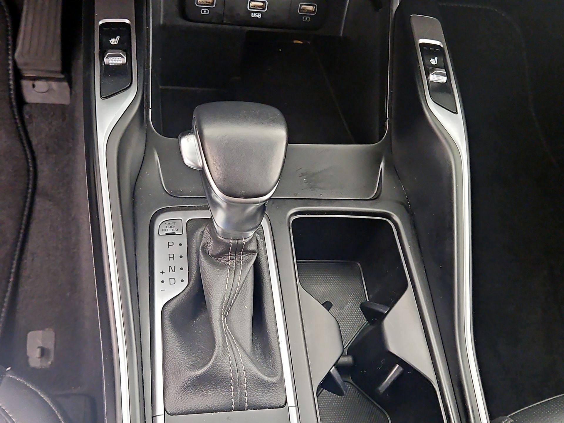 Thumbnail: 2022 Kia Sorento - 18
