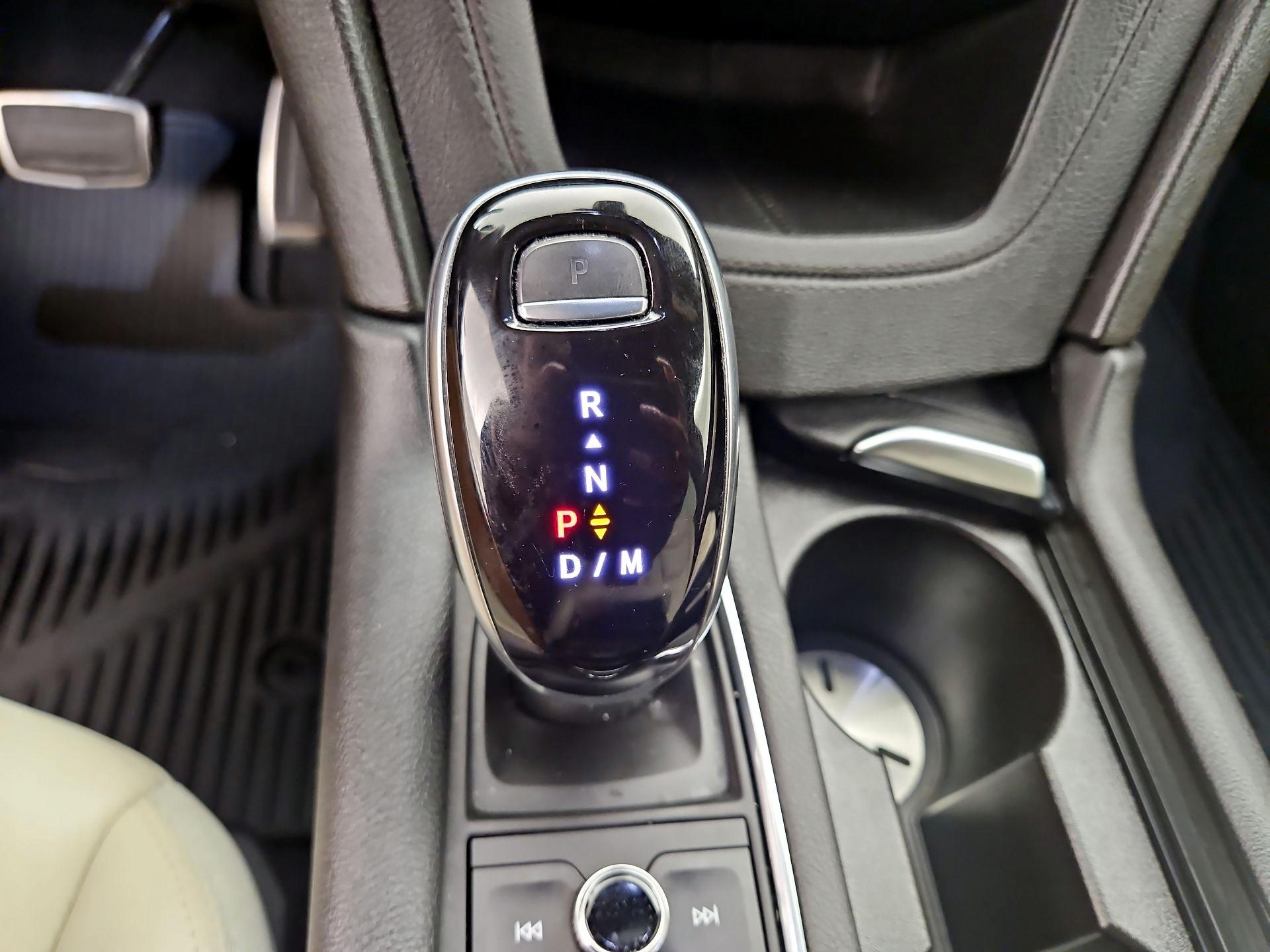 Thumbnail: 2021 Cadillac XT5 - 18