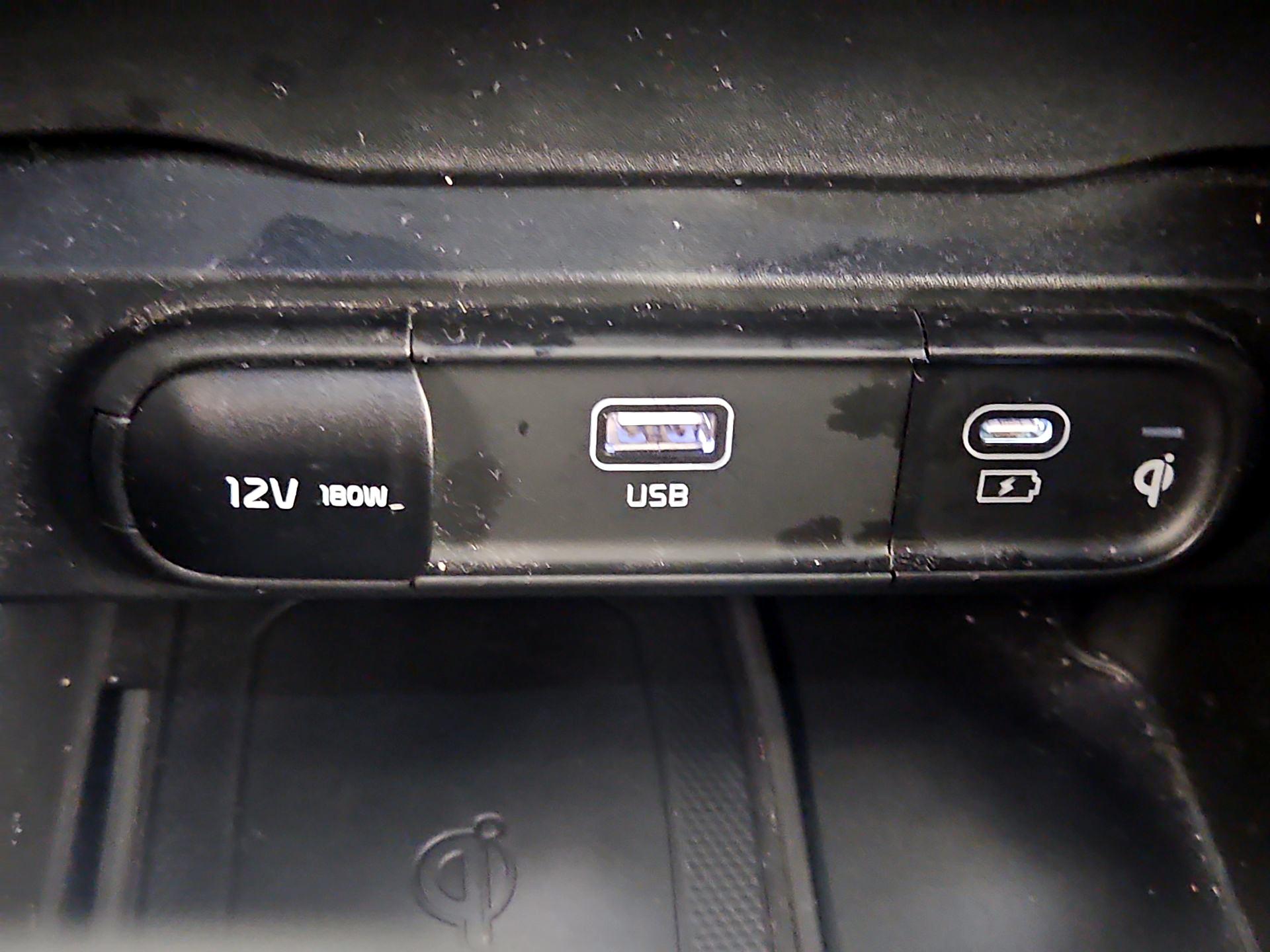 Thumbnail: 2024 Kia Telluride - 19