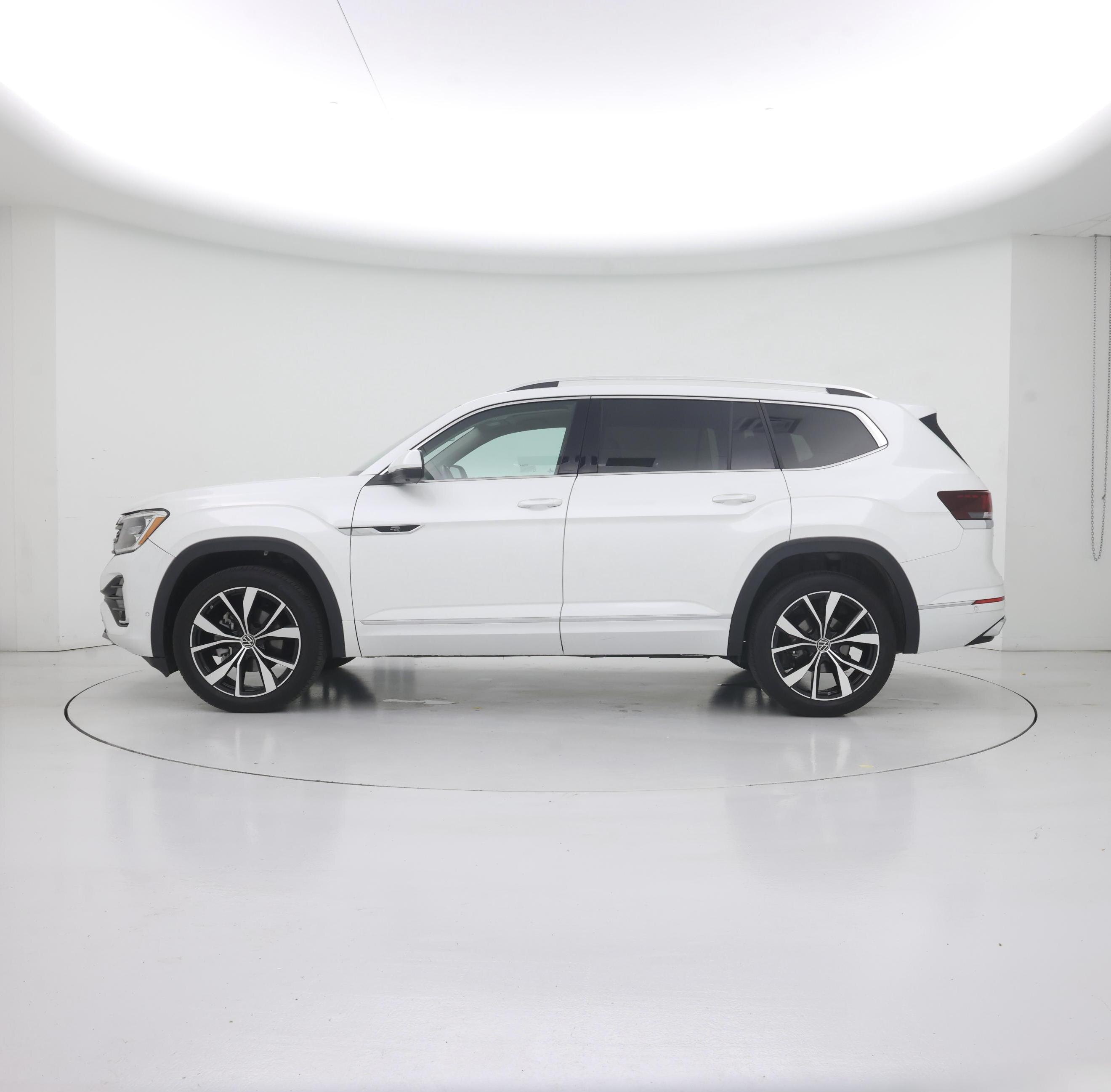 Thumbnail: 2024 Volkswagen Atlas - 3