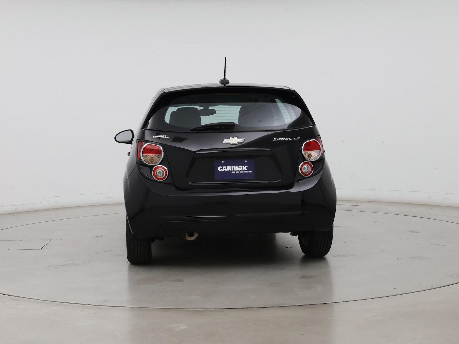 2016 Chevrolet Sonic LT - Photo 7