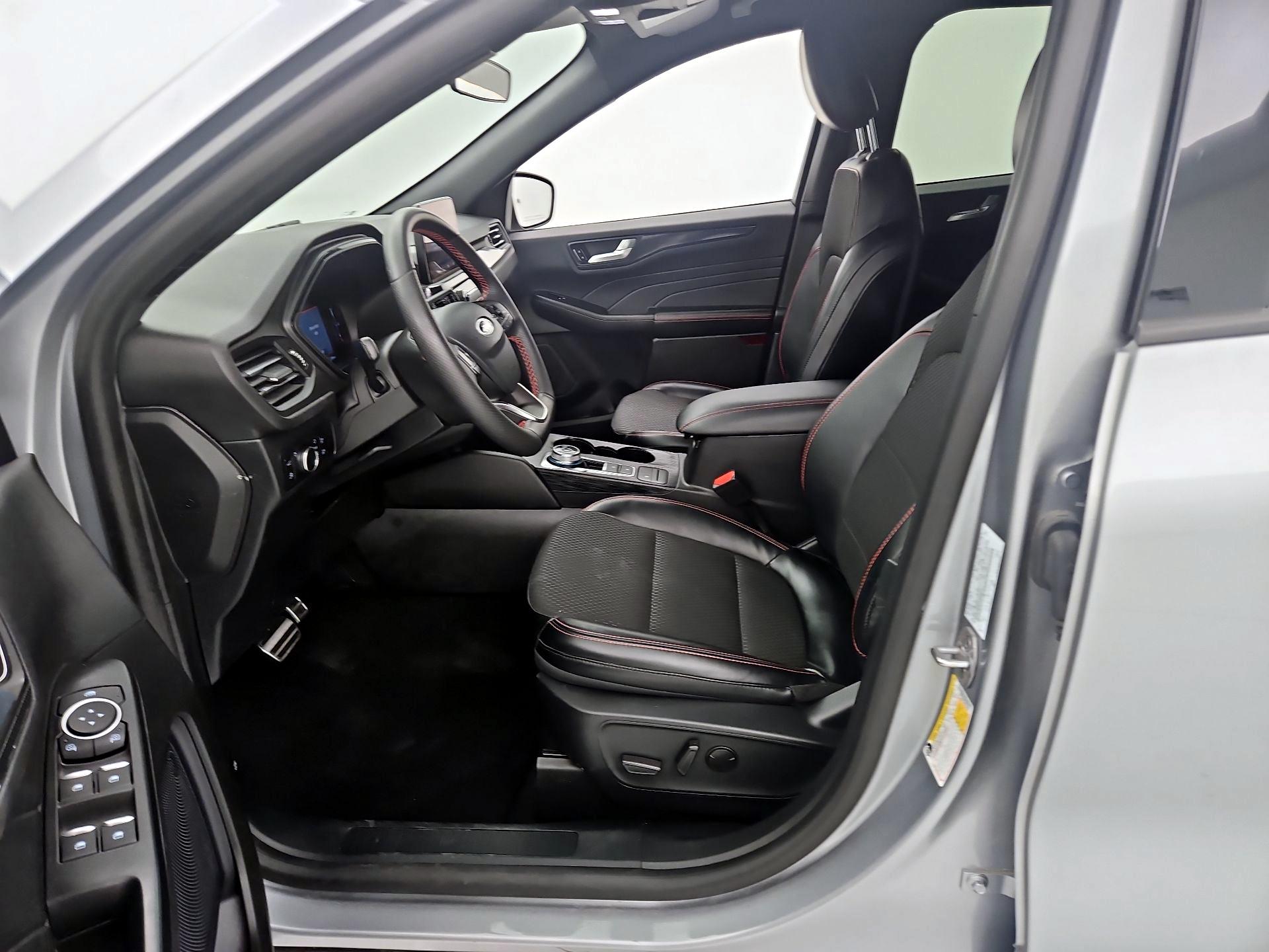 Thumbnail: 2024 Ford Escape - 9