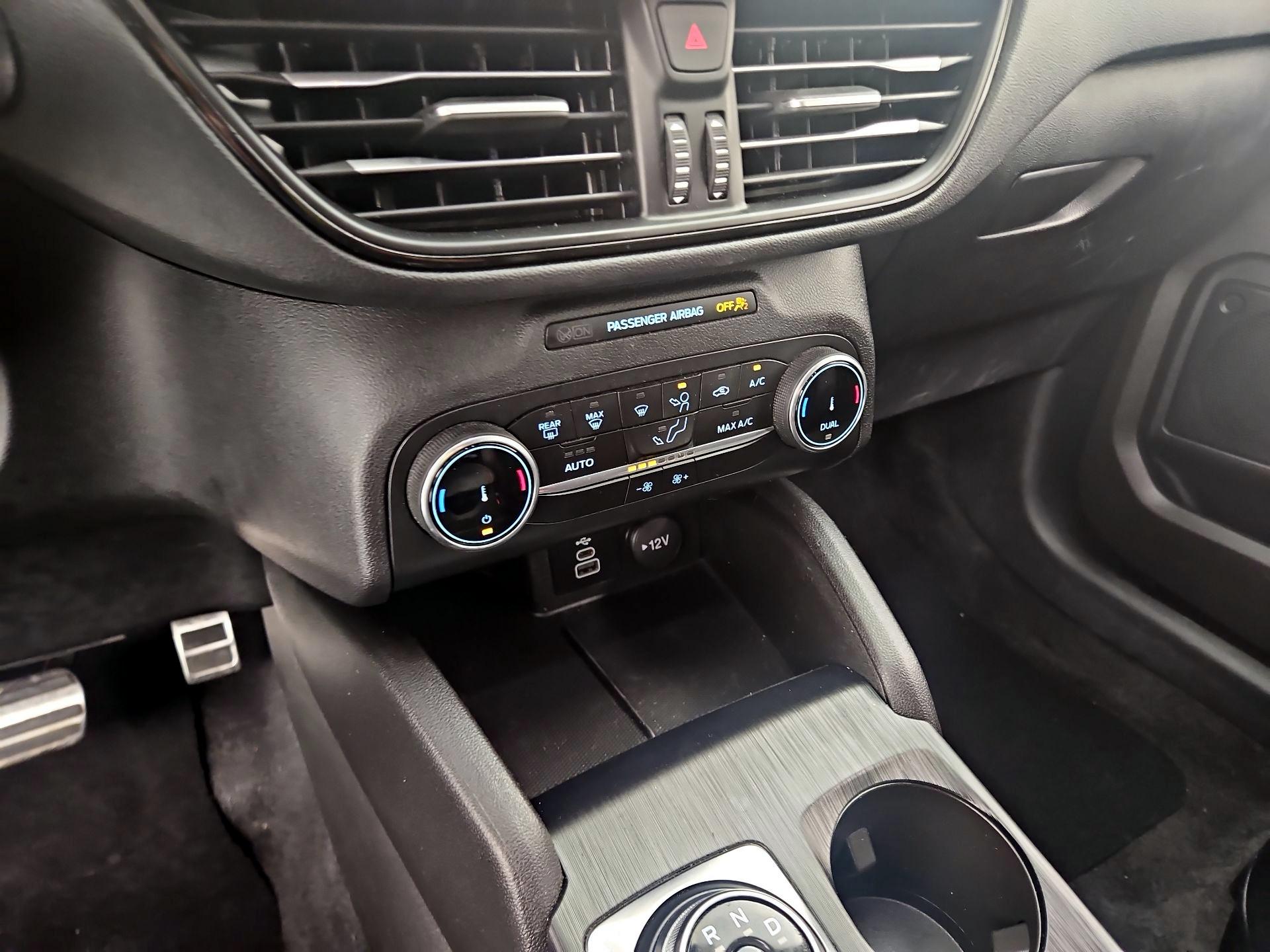 Thumbnail: 2024 Ford Escape - 14