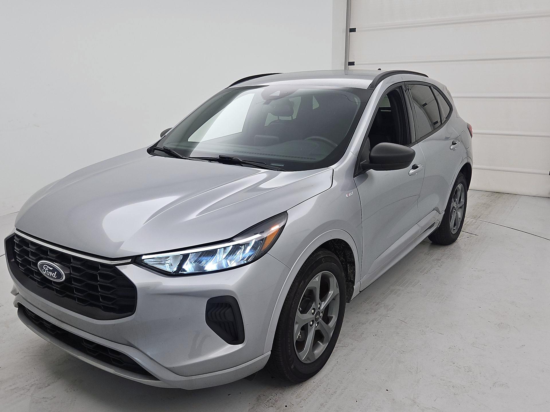 Thumbnail: 2024 Ford Escape - 3