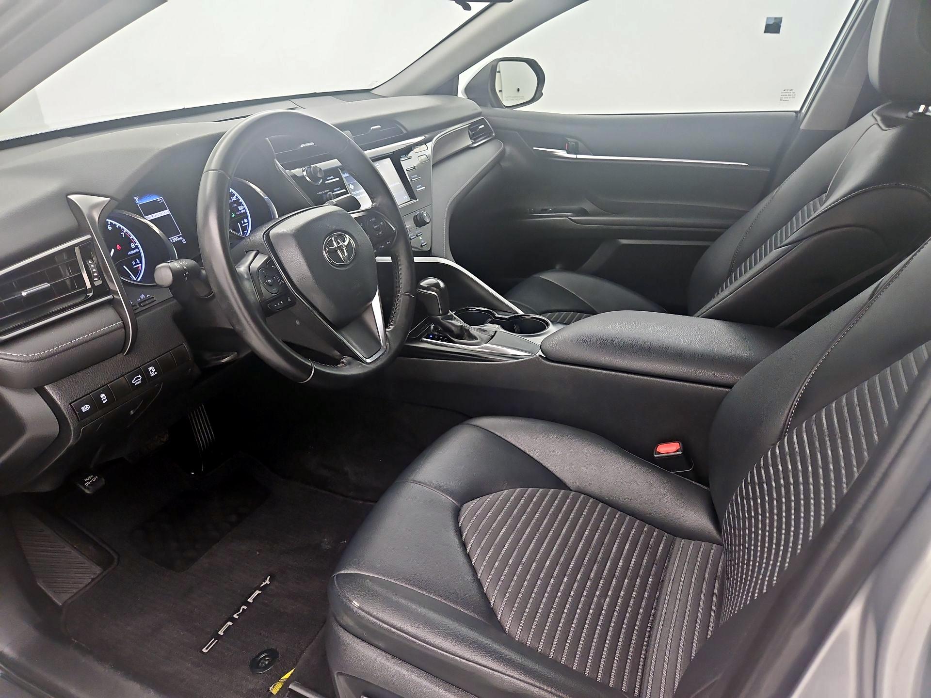 Thumbnail: 2020 Toyota Camry - 11