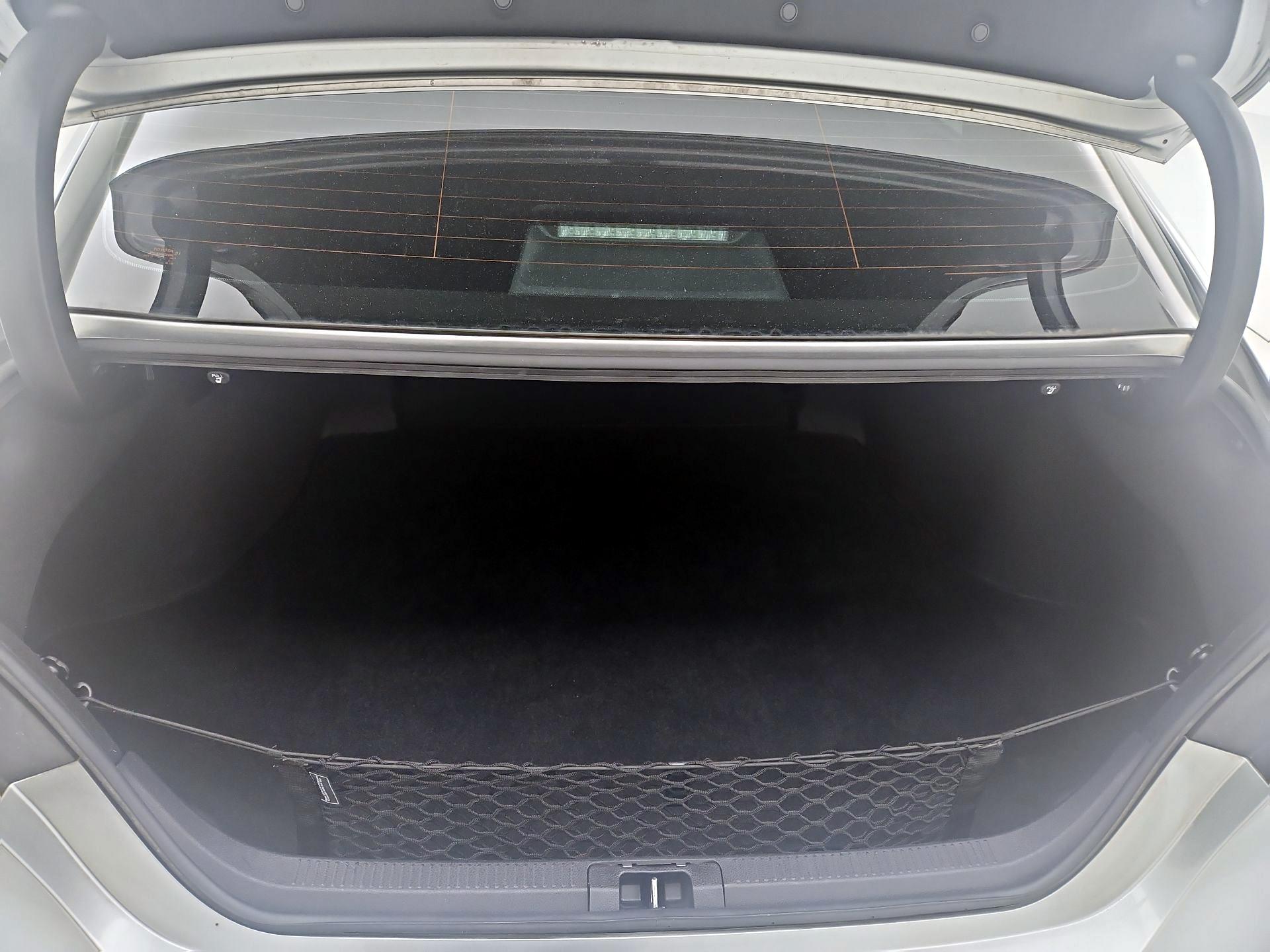 Thumbnail: 2020 Toyota Camry - 20