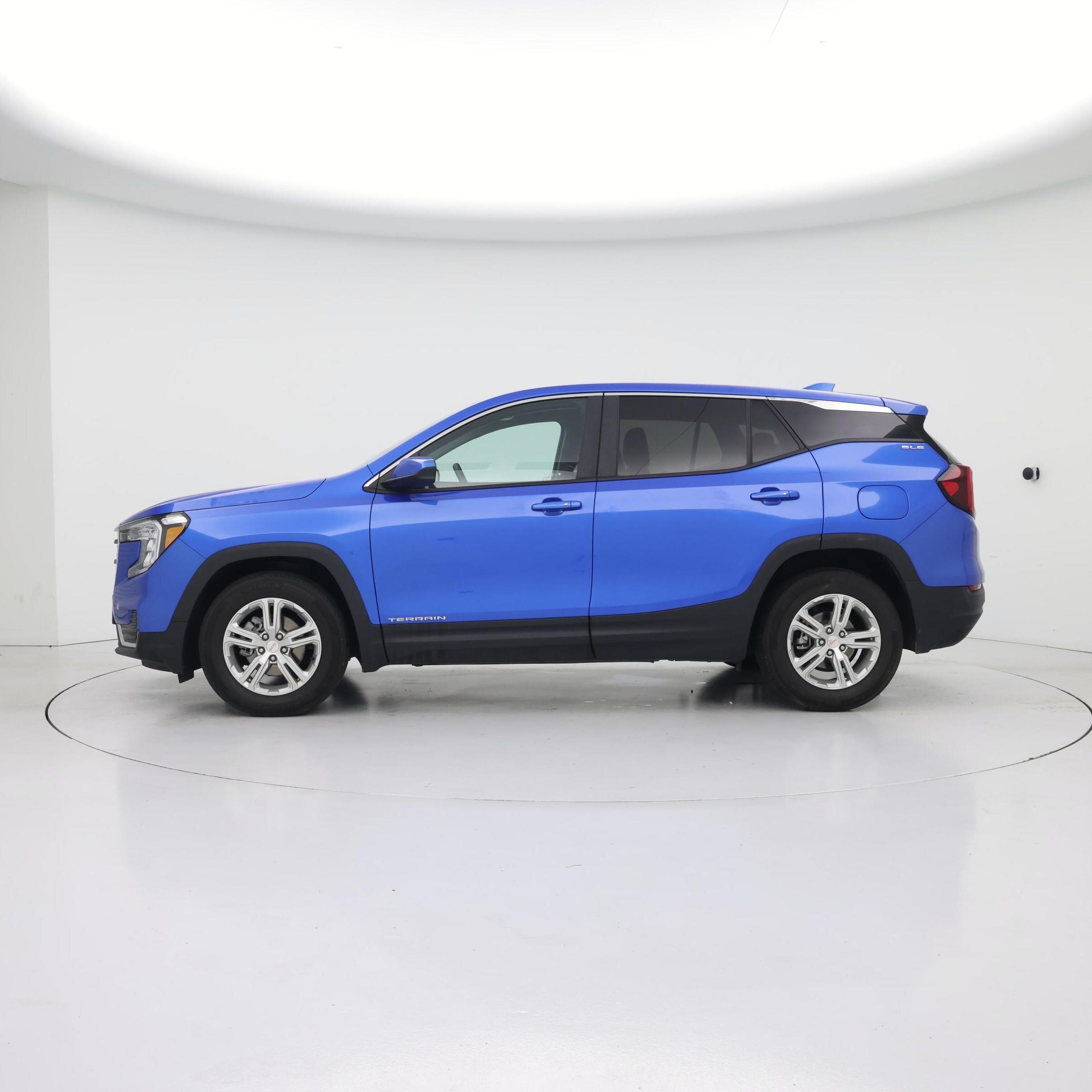 Thumbnail: 2024 GMC Terrain - 3