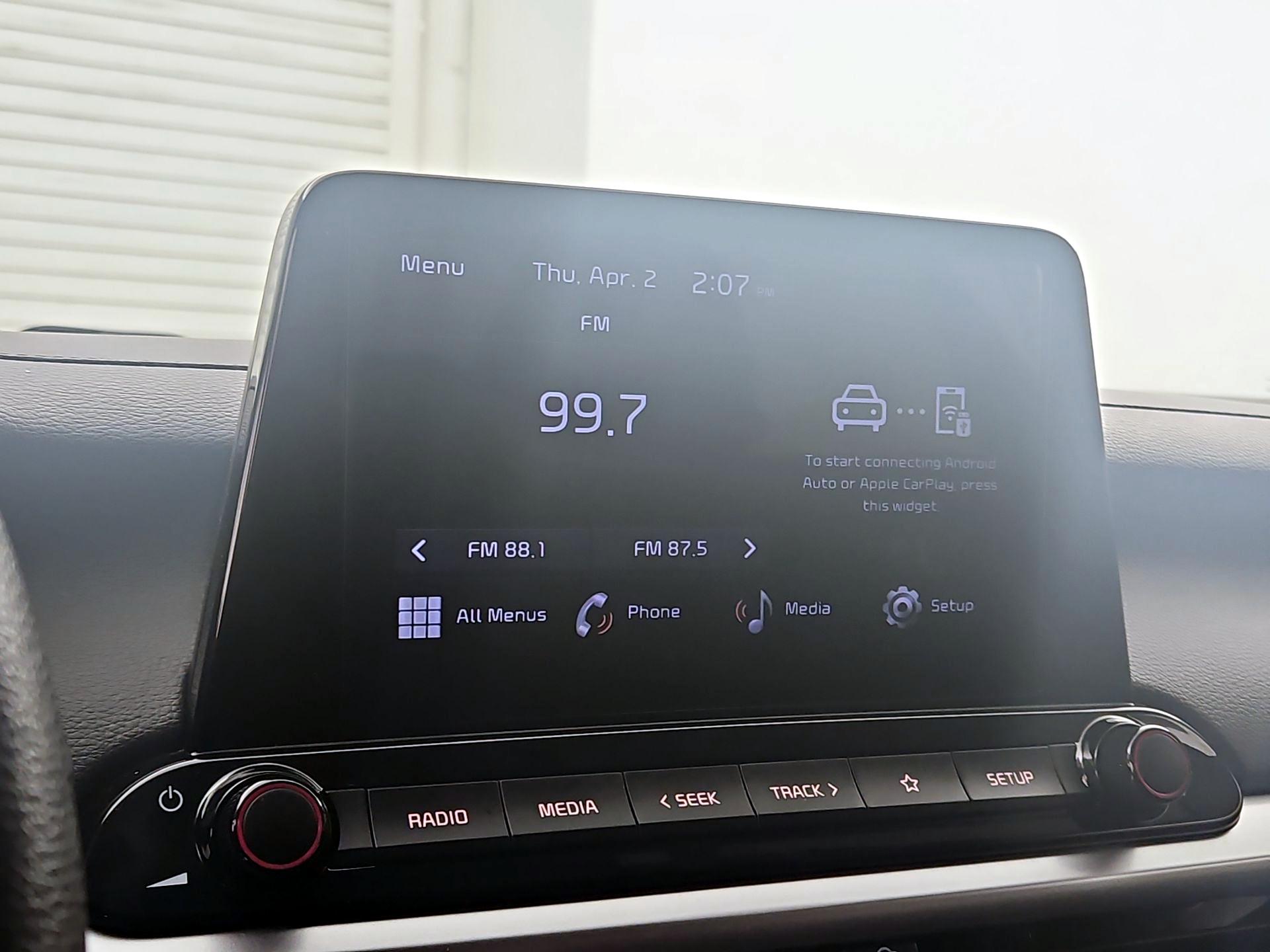 Thumbnail: 2024 Kia Forte - 15