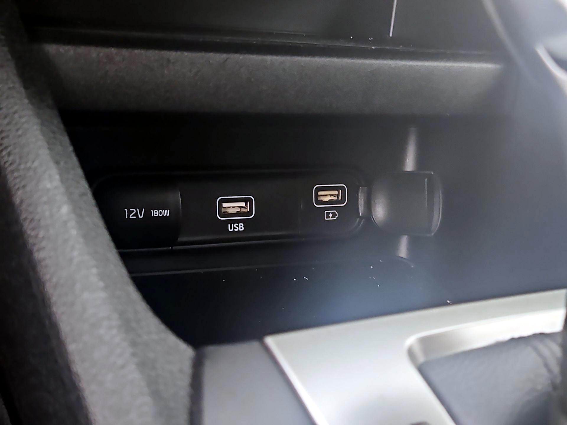 Thumbnail: 2024 Kia Forte - 18