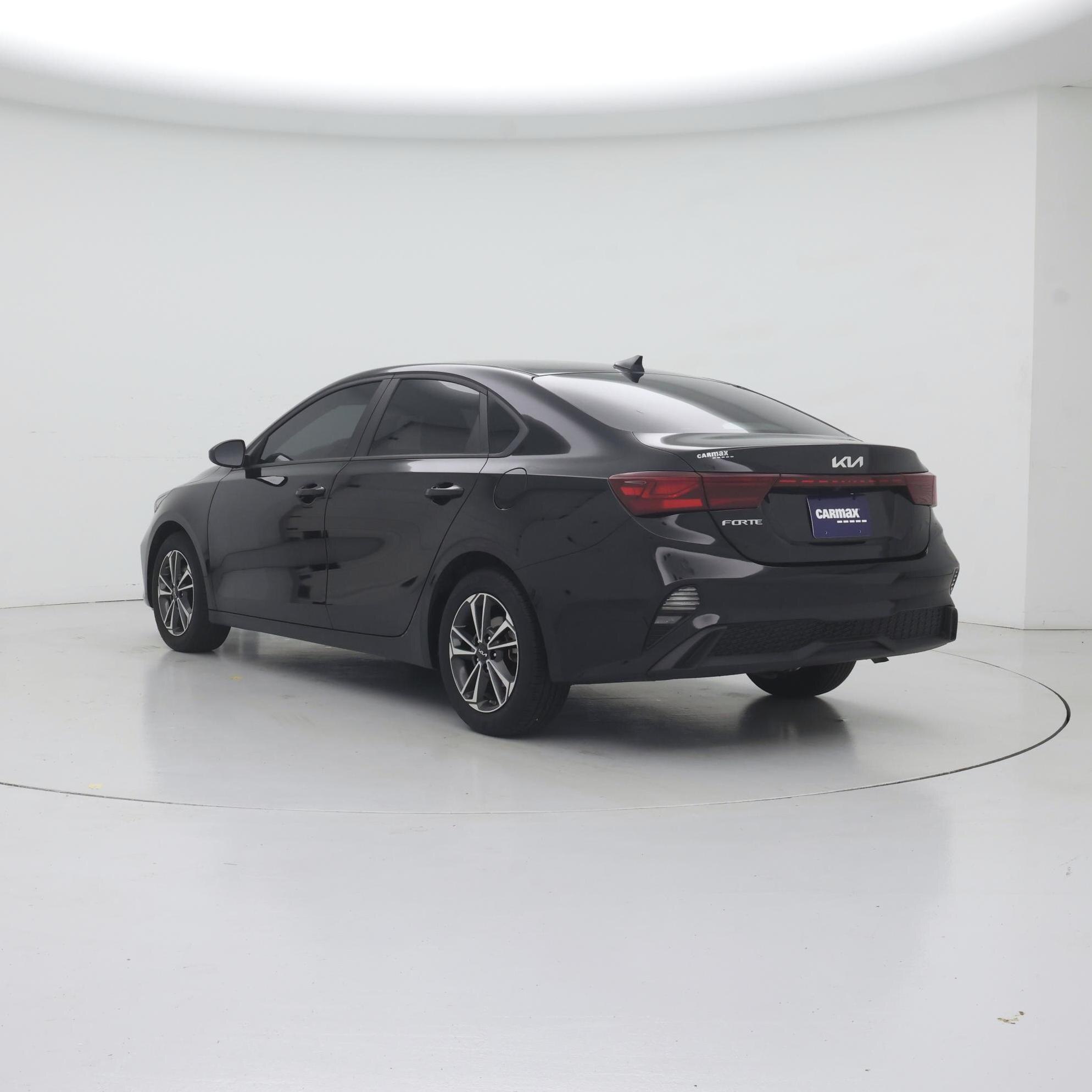 Thumbnail: 2024 Kia Forte - 2