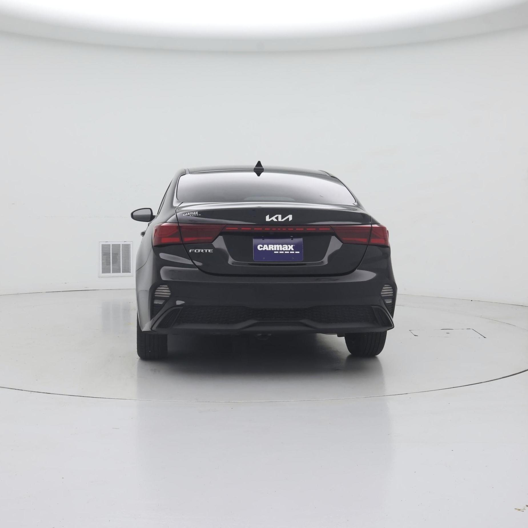 Thumbnail: 2024 Kia Forte - 6