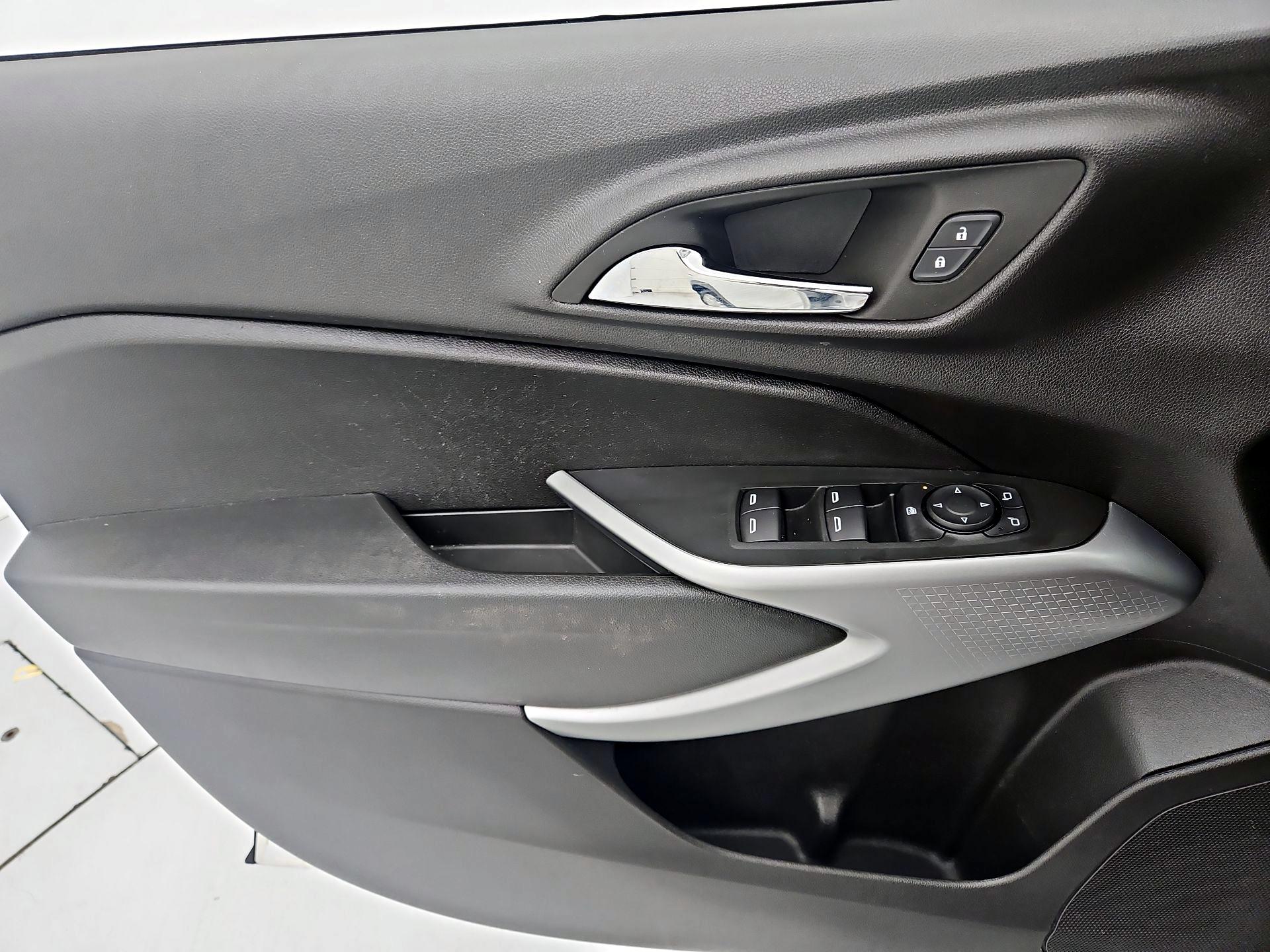 Thumbnail: 2024 Chevrolet Trax - 12