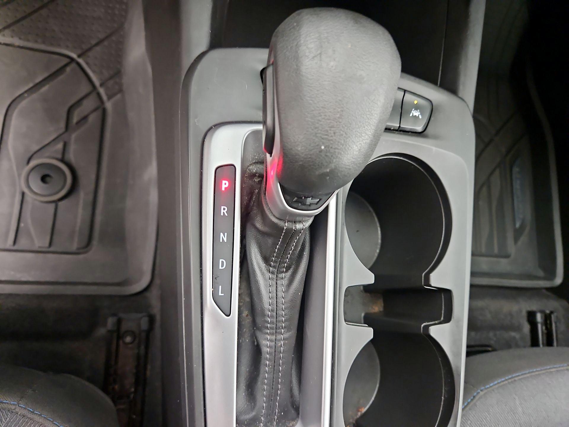 Thumbnail: 2024 Chevrolet Trax - 17