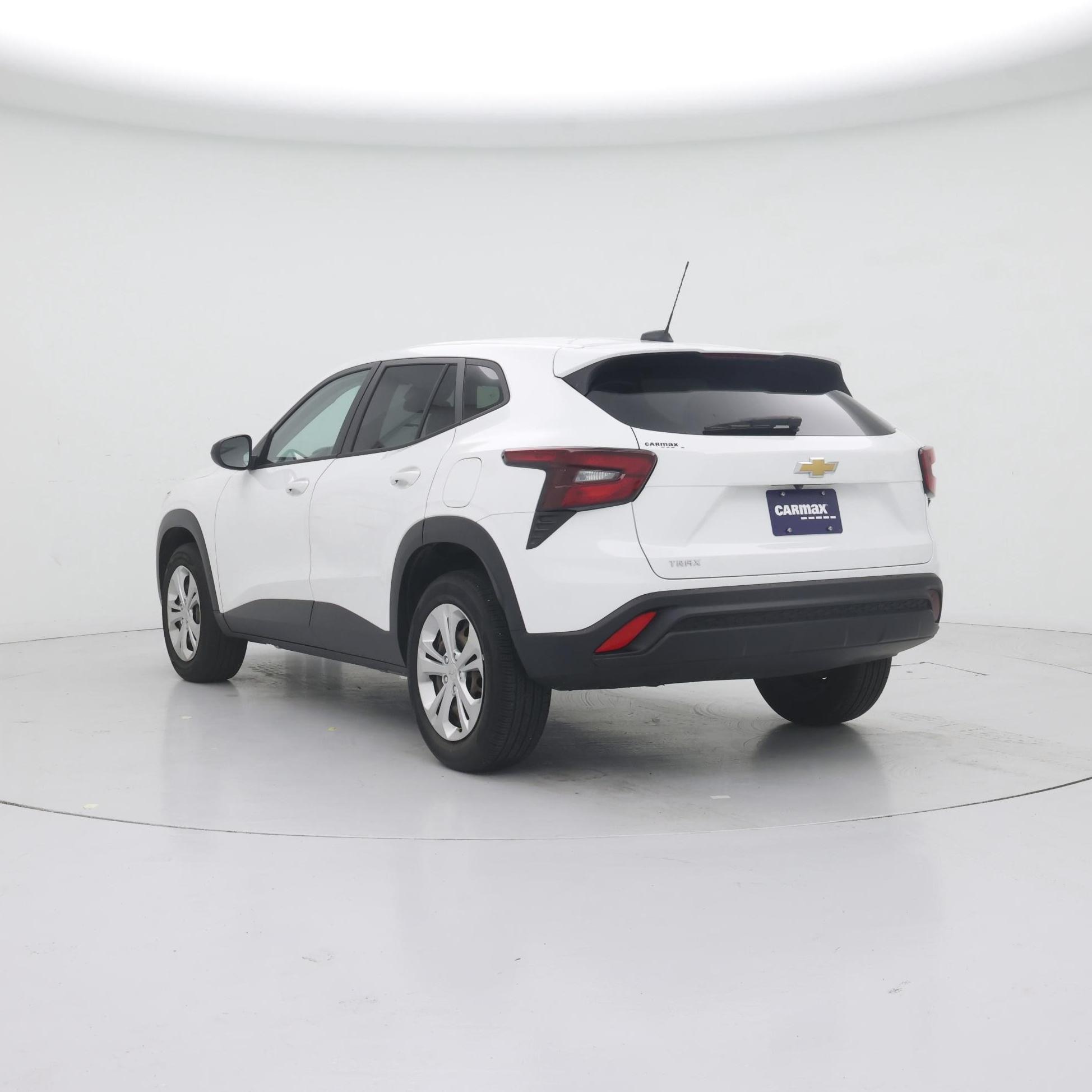 Thumbnail: 2024 Chevrolet Trax - 2