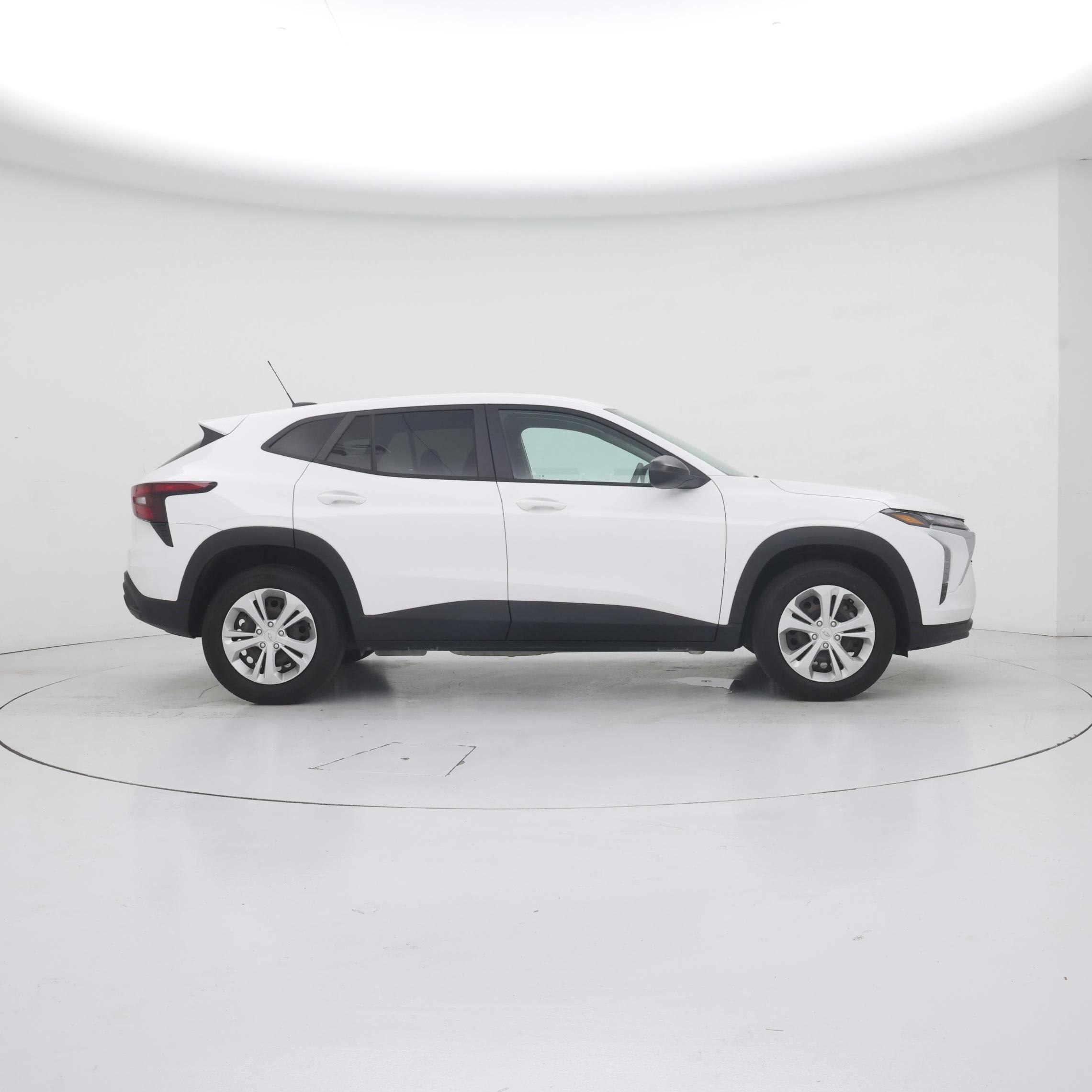 Thumbnail: 2024 Chevrolet Trax - 7