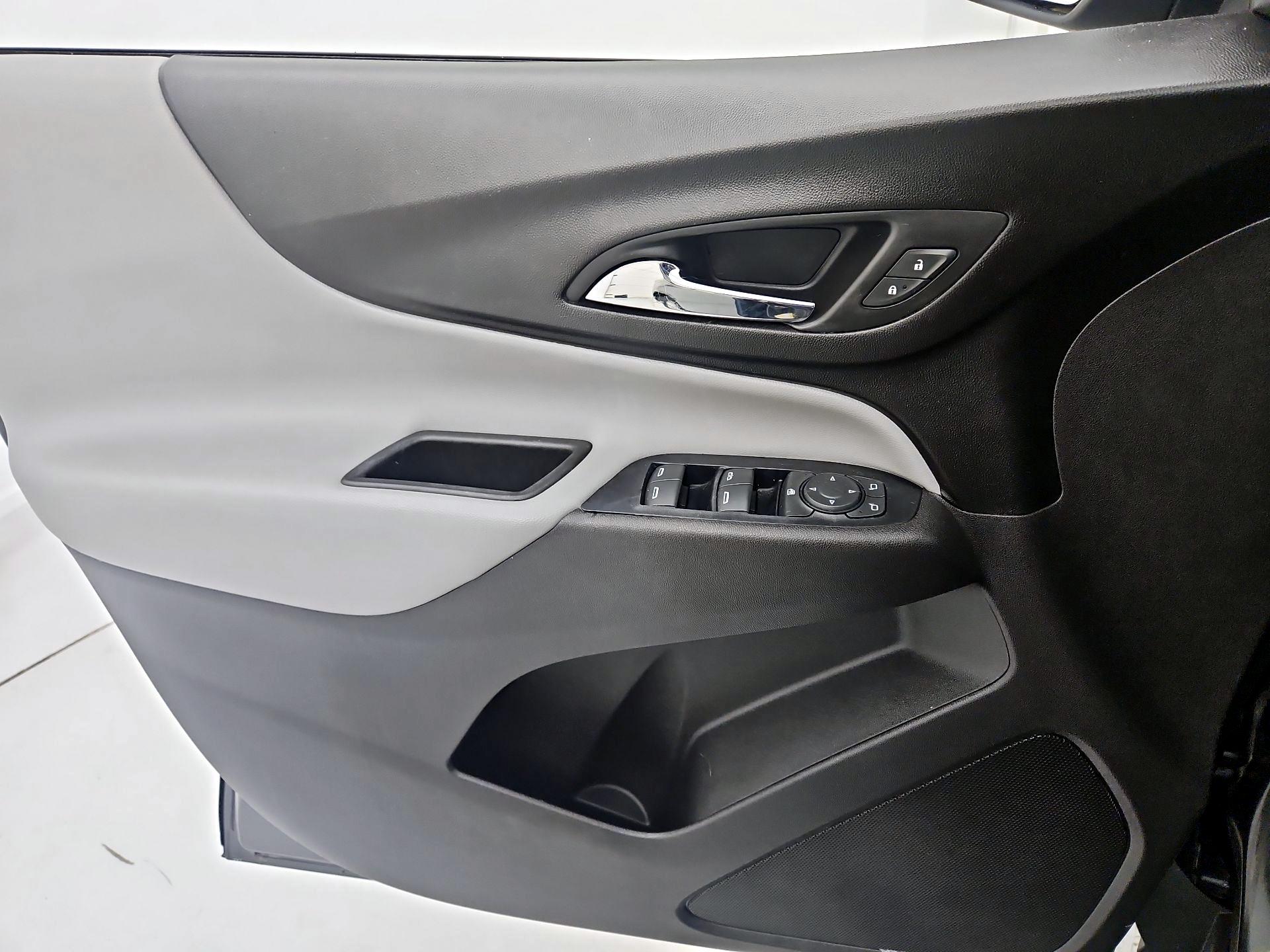 Thumbnail: 2020 Chevrolet Equinox - 12