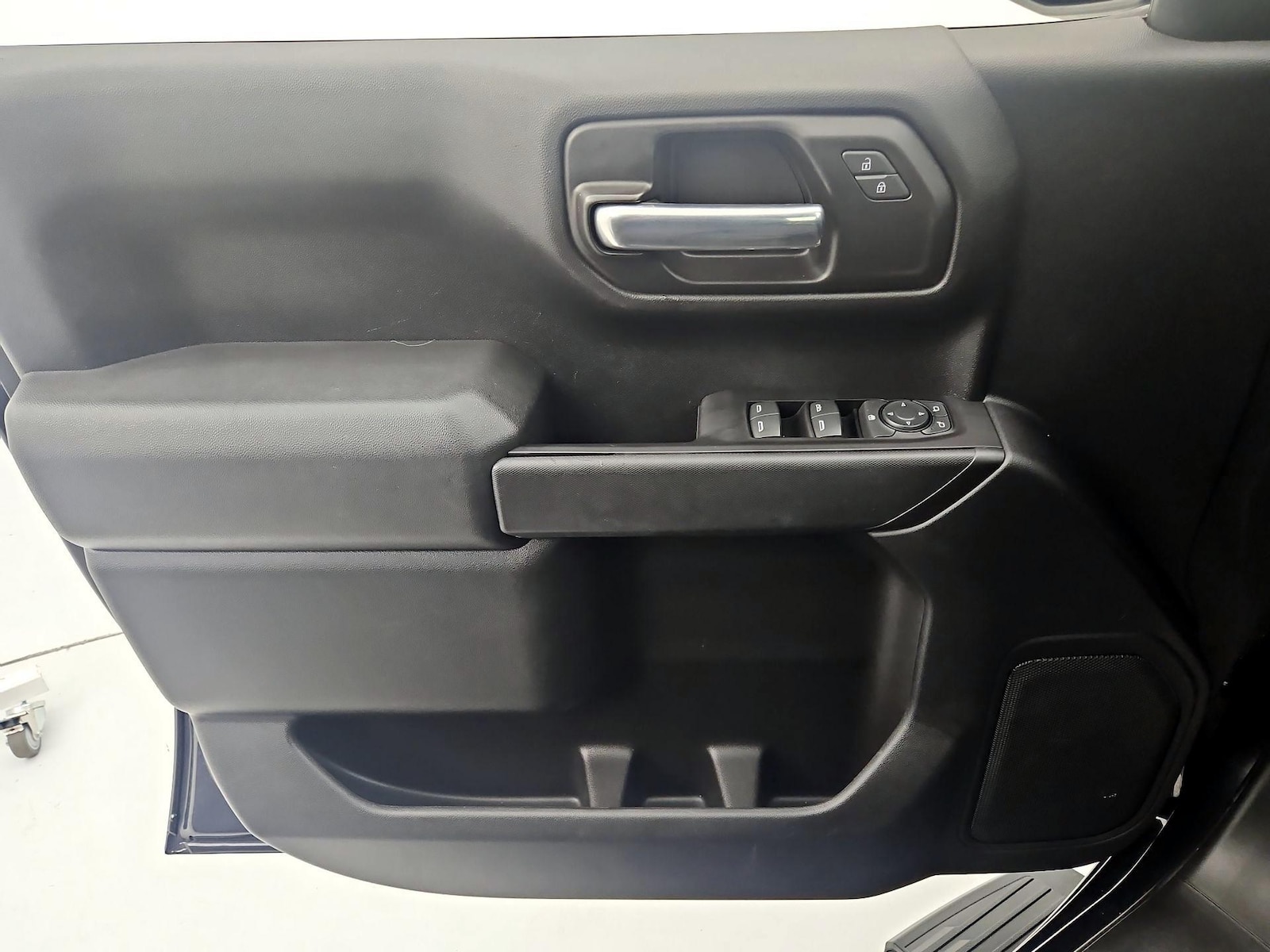 2023 Chevrolet Silverado 1500 Custom - Photo 13
