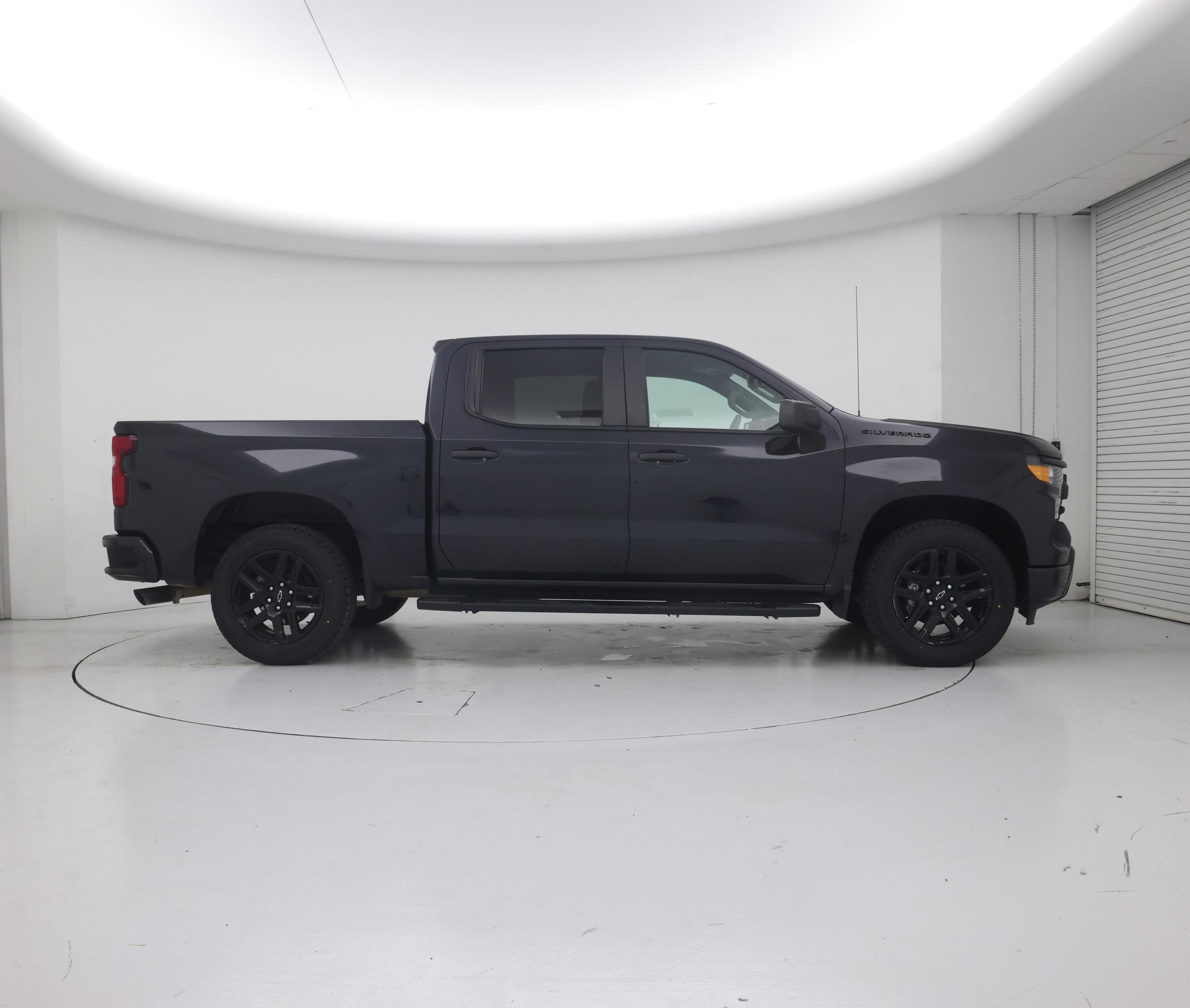 Thumbnail: 2023 Chevrolet Silverado 1500 - 7