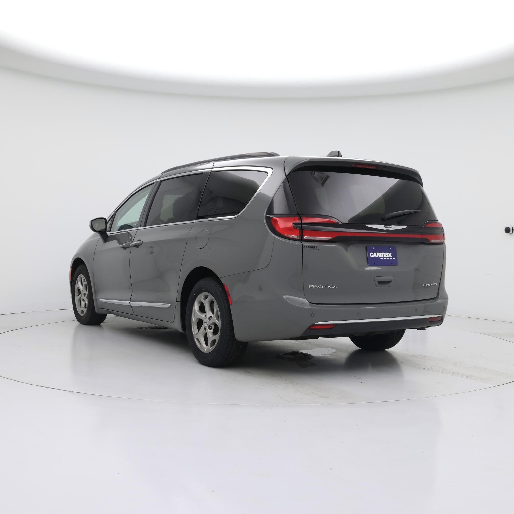 Thumbnail: 2023 Chrysler Pacifica - 2
