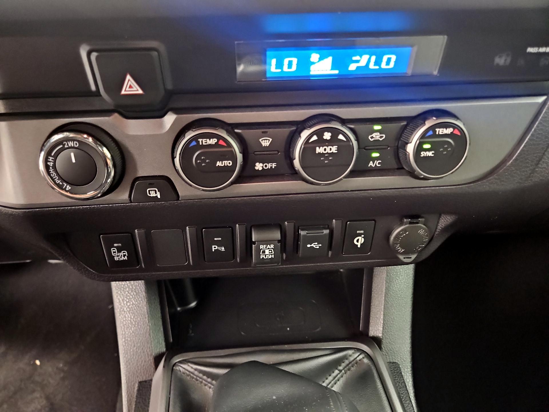 Thumbnail: 2023 Toyota Tacoma - 14